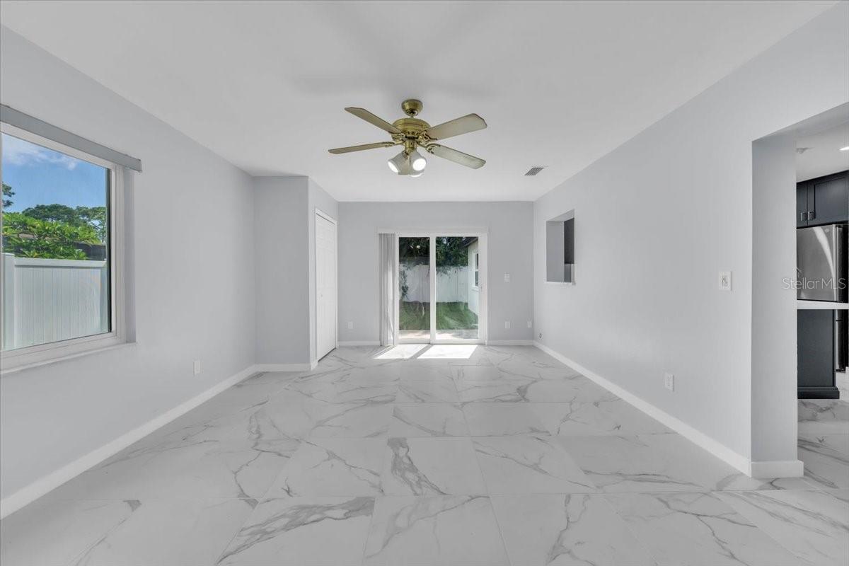 Image 17 of 46 For 5945 64th Terrace North