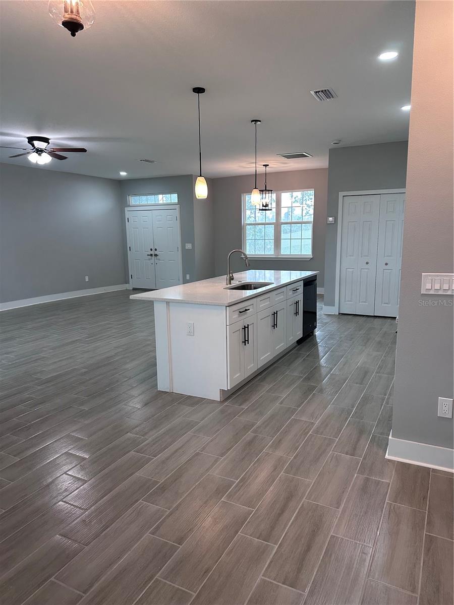 Image 11 of 49 For 13195 Drysdale Avenue