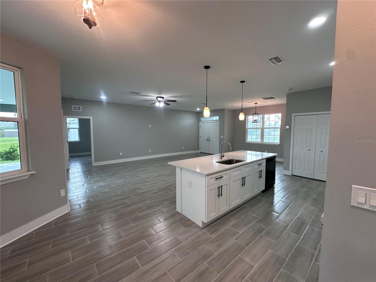 Image 12 of 49 For 13195 Drysdale Avenue