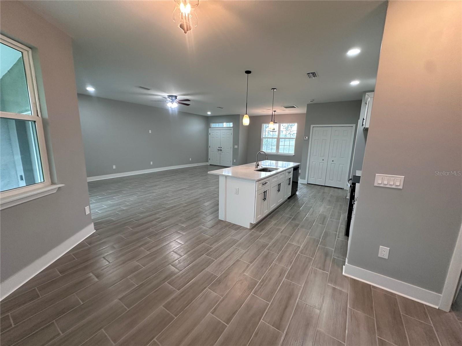 Image 13 of 49 For 13195 Drysdale Avenue