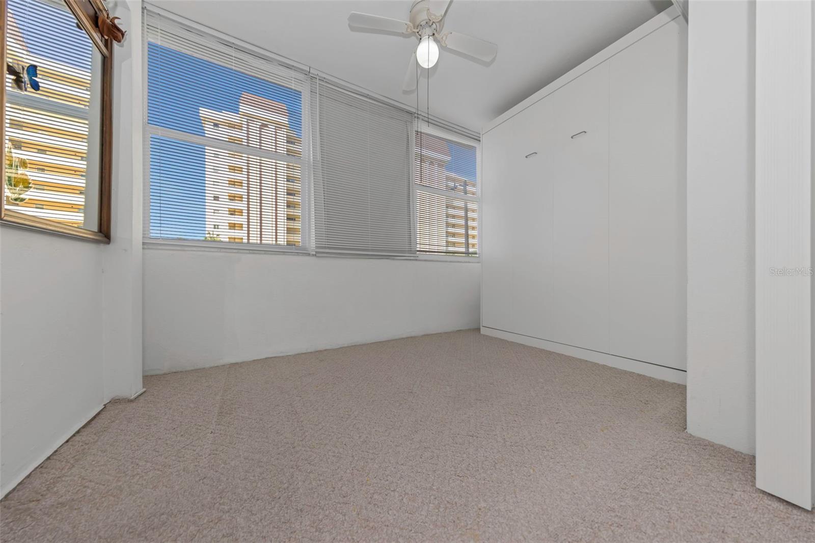 Image 23 of 95 For 4550 Cove Circle 207