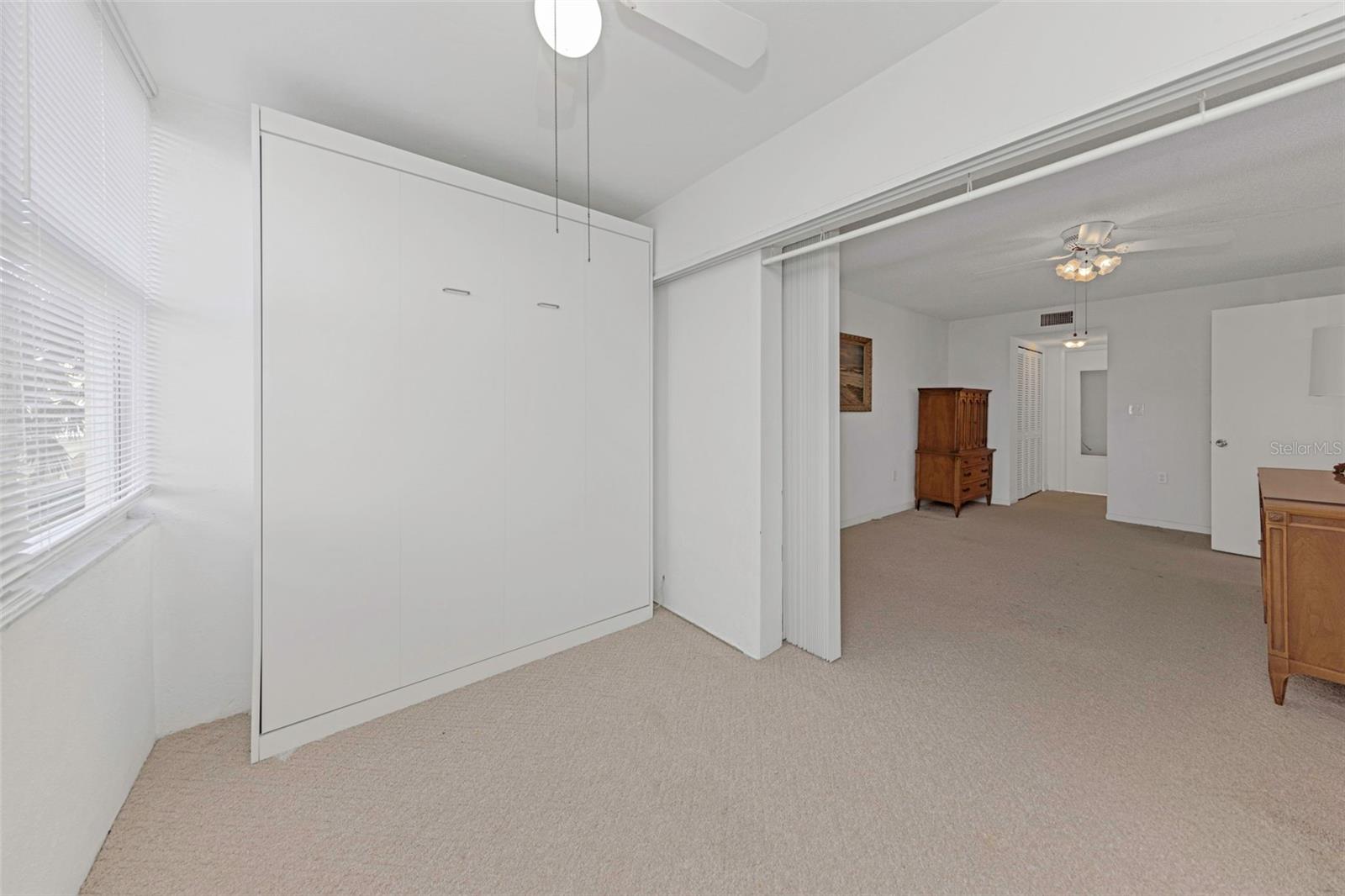 Image 24 of 95 For 4550 Cove Circle 207