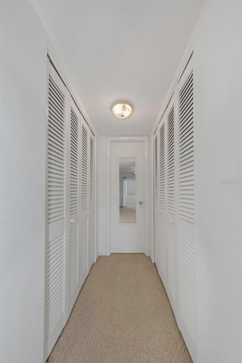 Image 30 of 95 For 4550 Cove Circle 207