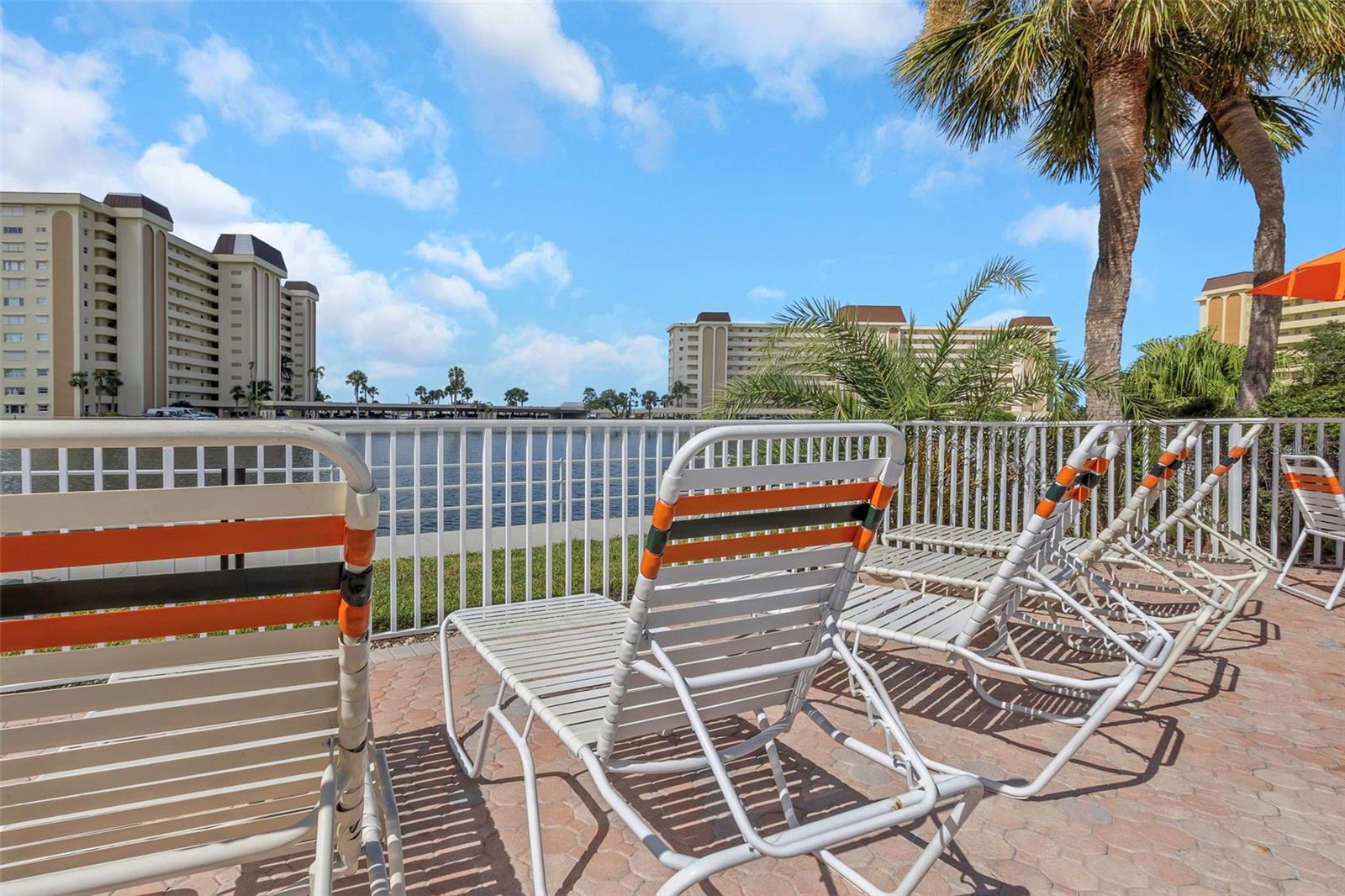 Image 49 of 95 For 4550 Cove Circle 207