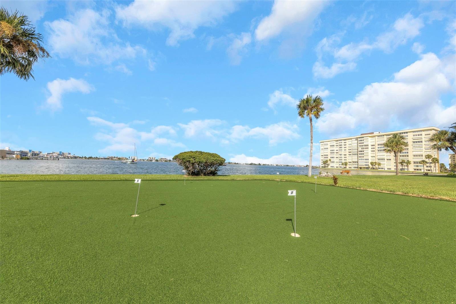 Image 65 of 95 For 4550 Cove Circle 207