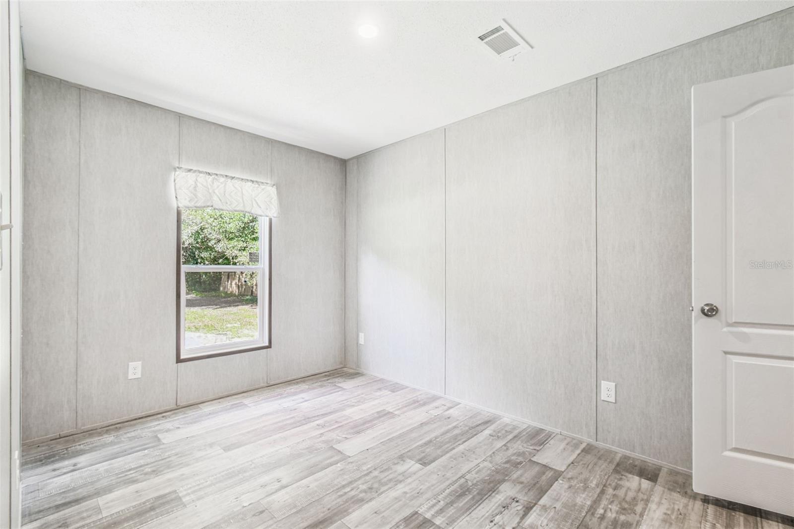 Image 41 of 51 For 15507 Wilson Boulevard