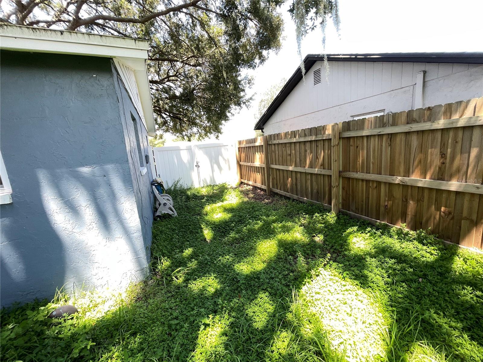 Image 38 of 40 For 8104 Badger Ln