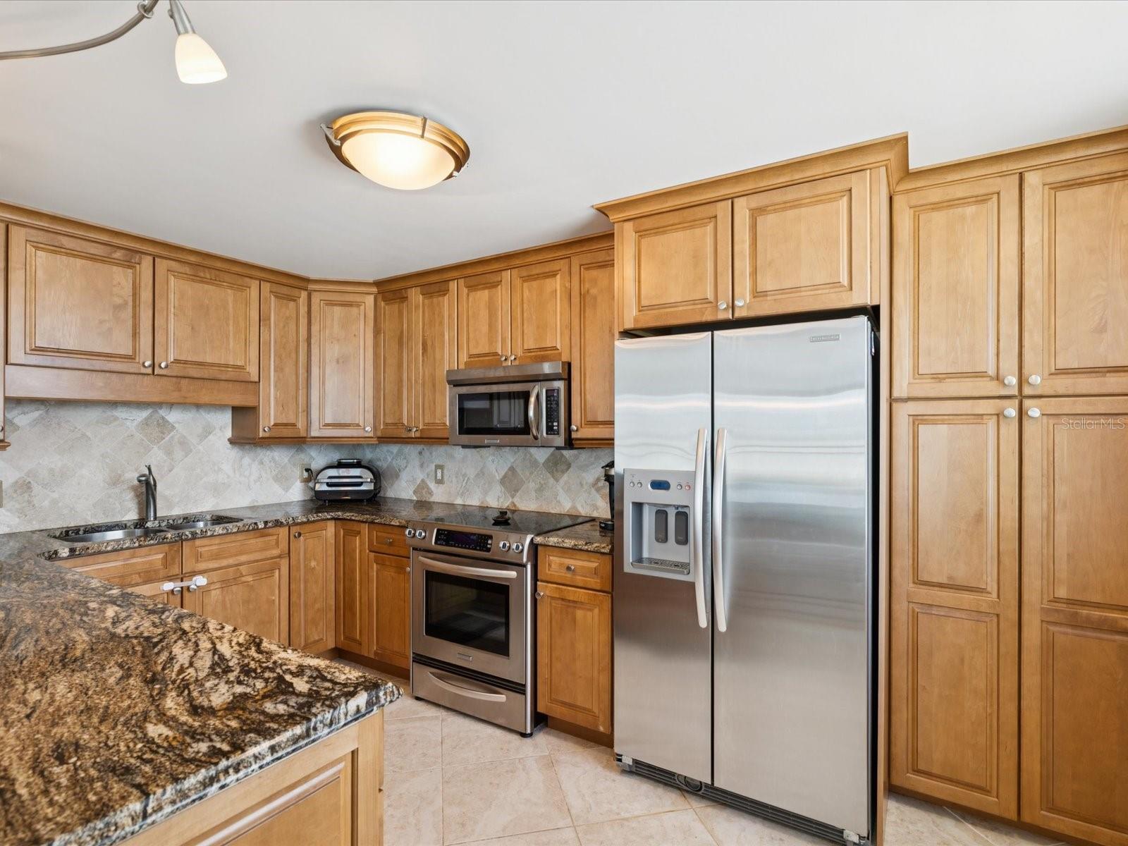 Image 16 of 73 For 1430 Gulf Boulevard 710
