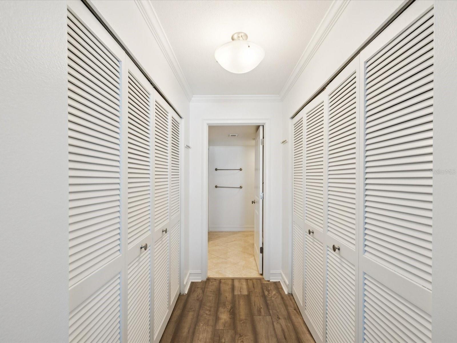 Image 22 of 73 For 1430 Gulf Boulevard 710