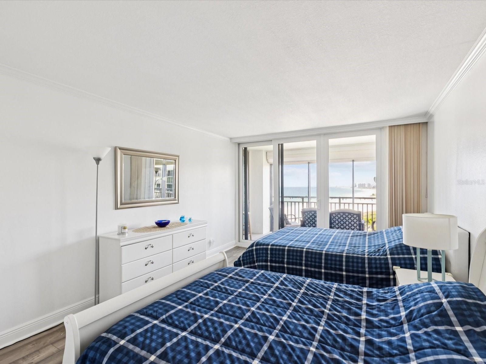 Image 25 of 73 For 1430 Gulf Boulevard 710