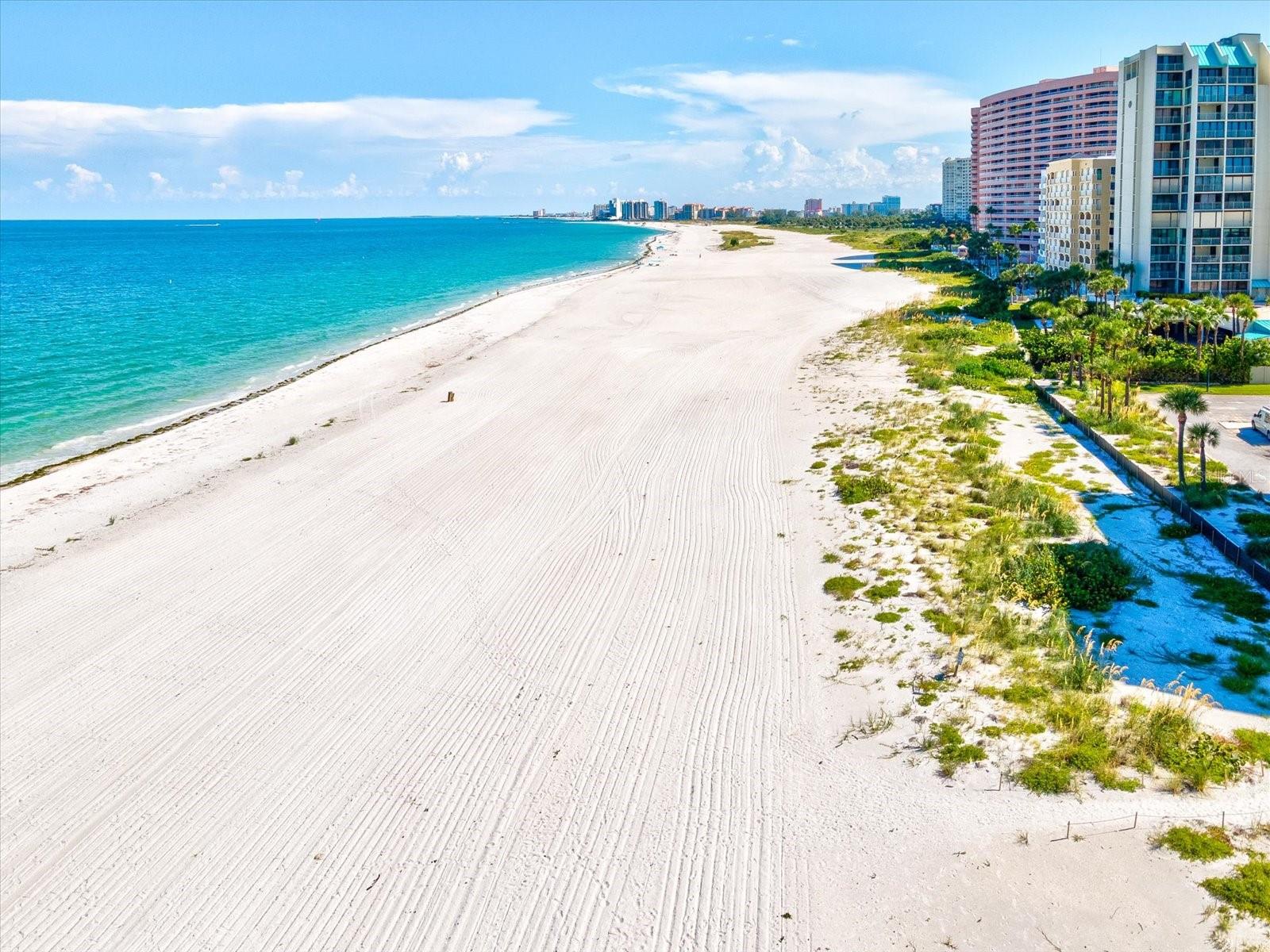 Image 54 of 73 For 1430 Gulf Boulevard 710