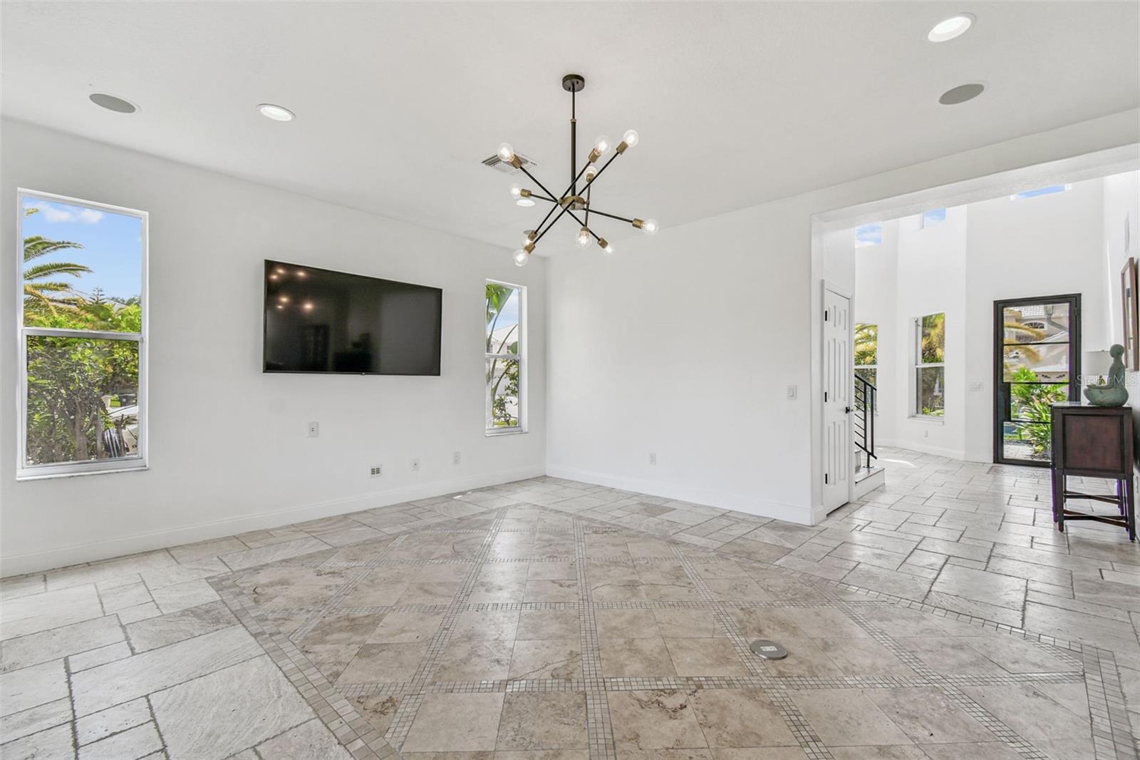 Image 10 of 92 For 18005 Malakai Isle Drive