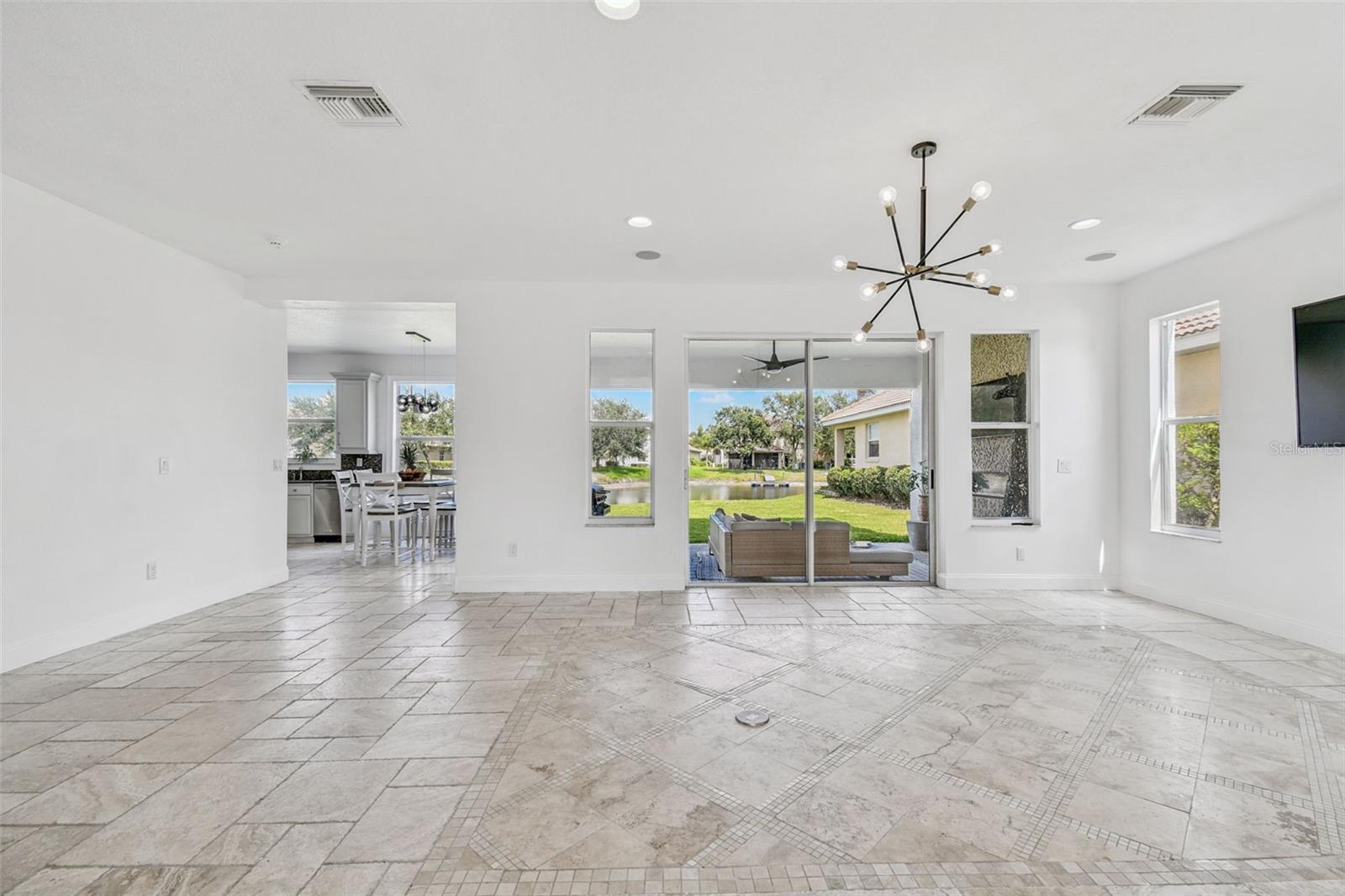 Image 12 of 92 For 18005 Malakai Isle Drive