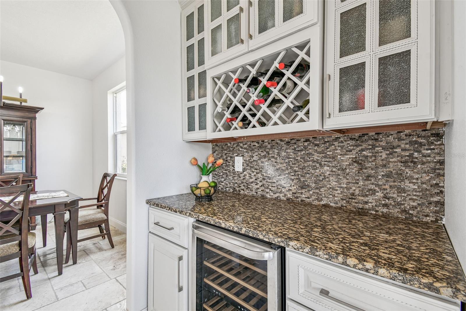 Image 22 of 92 For 18005 Malakai Isle Drive