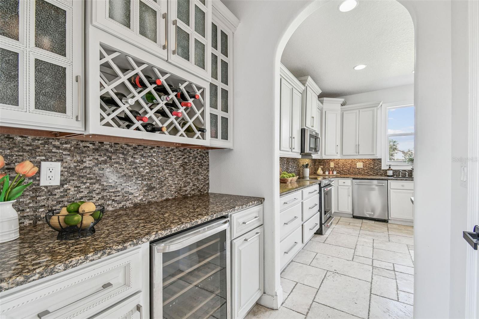 Image 23 of 92 For 18005 Malakai Isle Drive