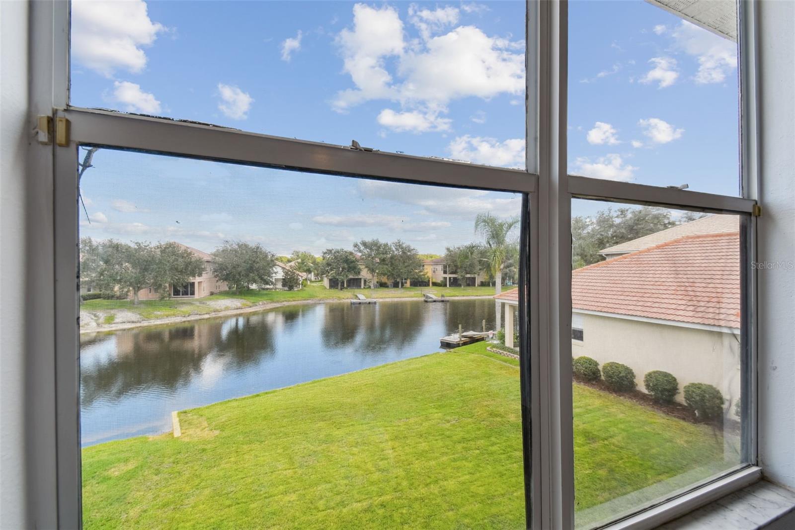 Image 46 of 92 For 18005 Malakai Isle Drive