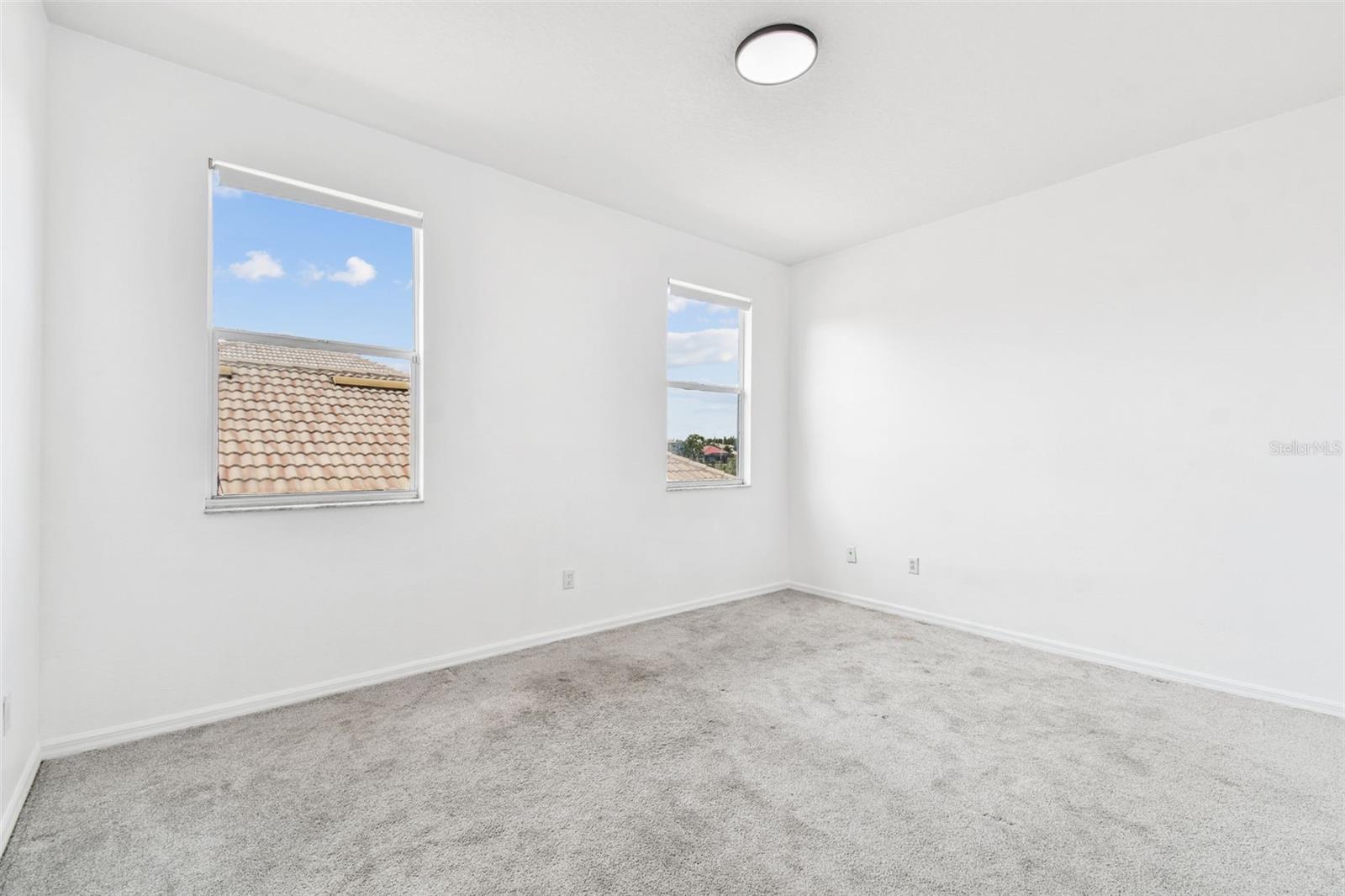 Image 51 of 92 For 18005 Malakai Isle Drive