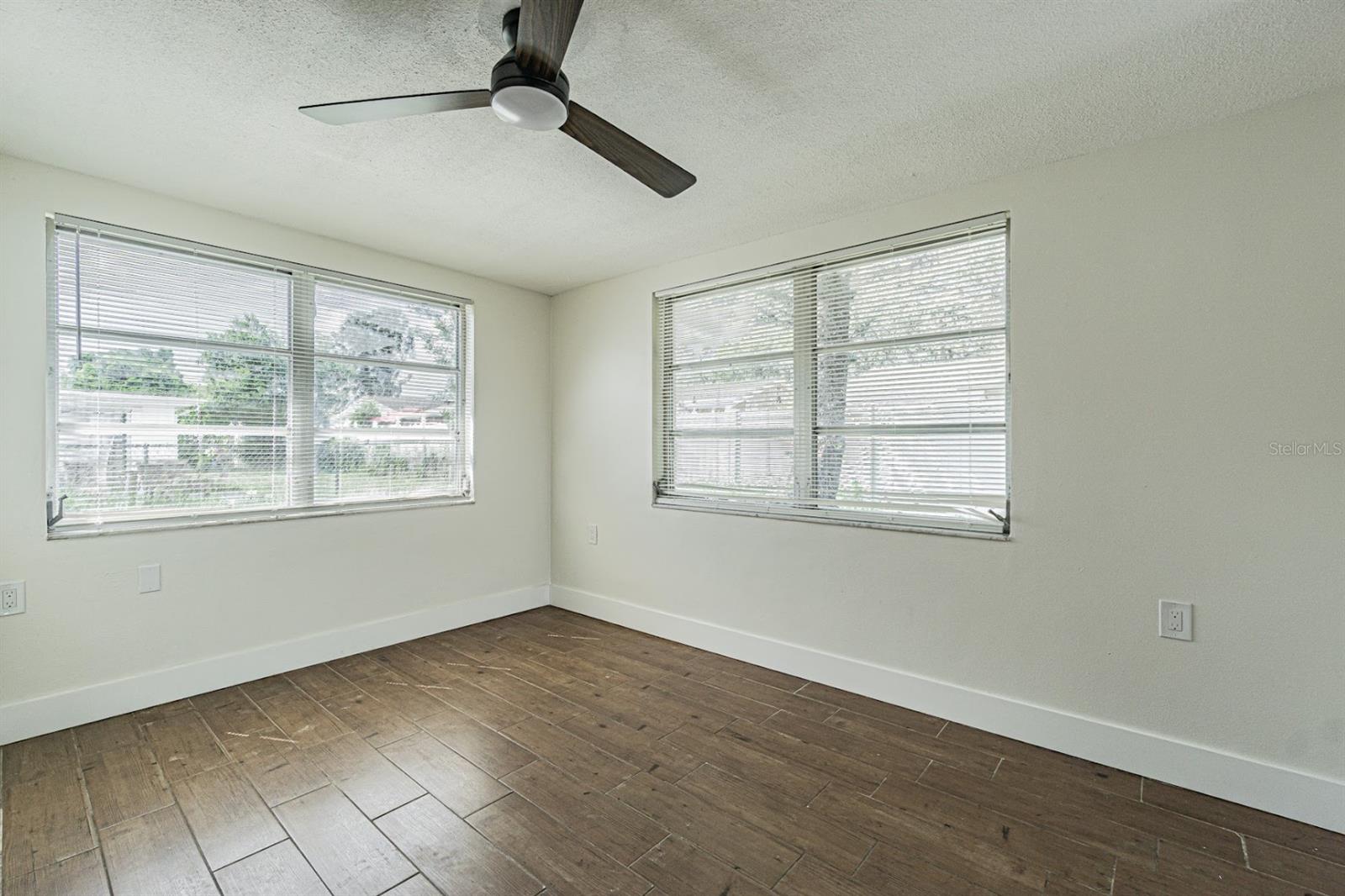 Image 12 of 27 For 5631 Riddle Road