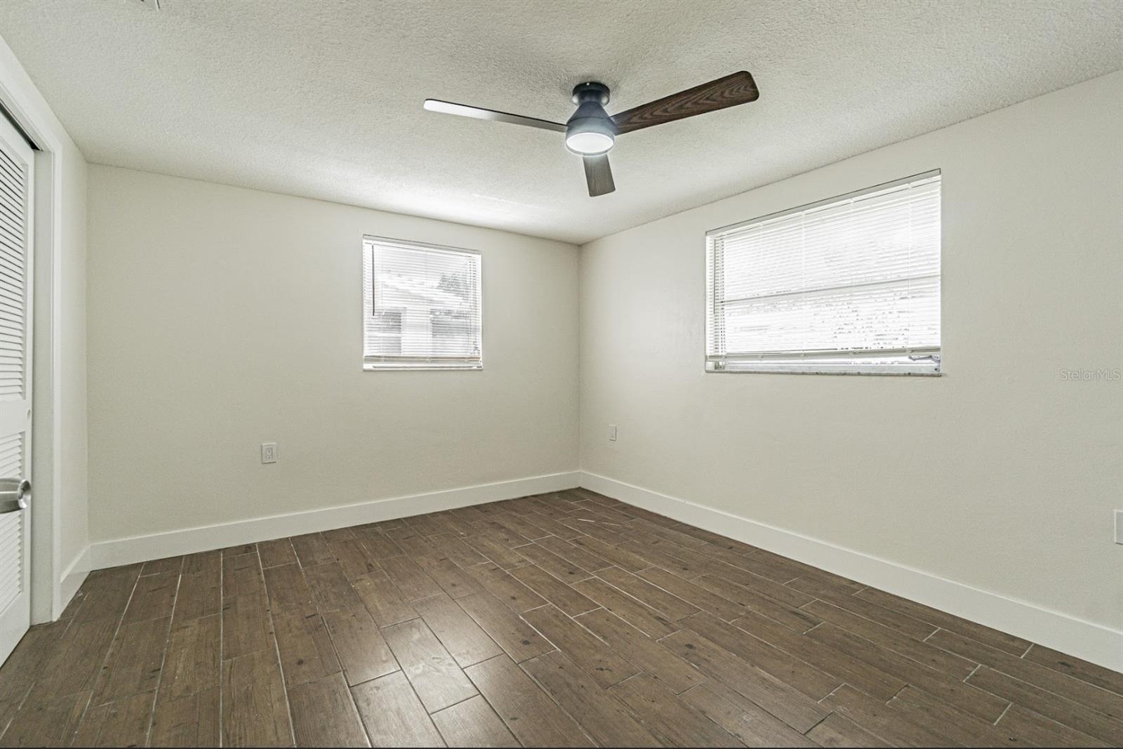 Image 16 of 27 For 5631 Riddle Road