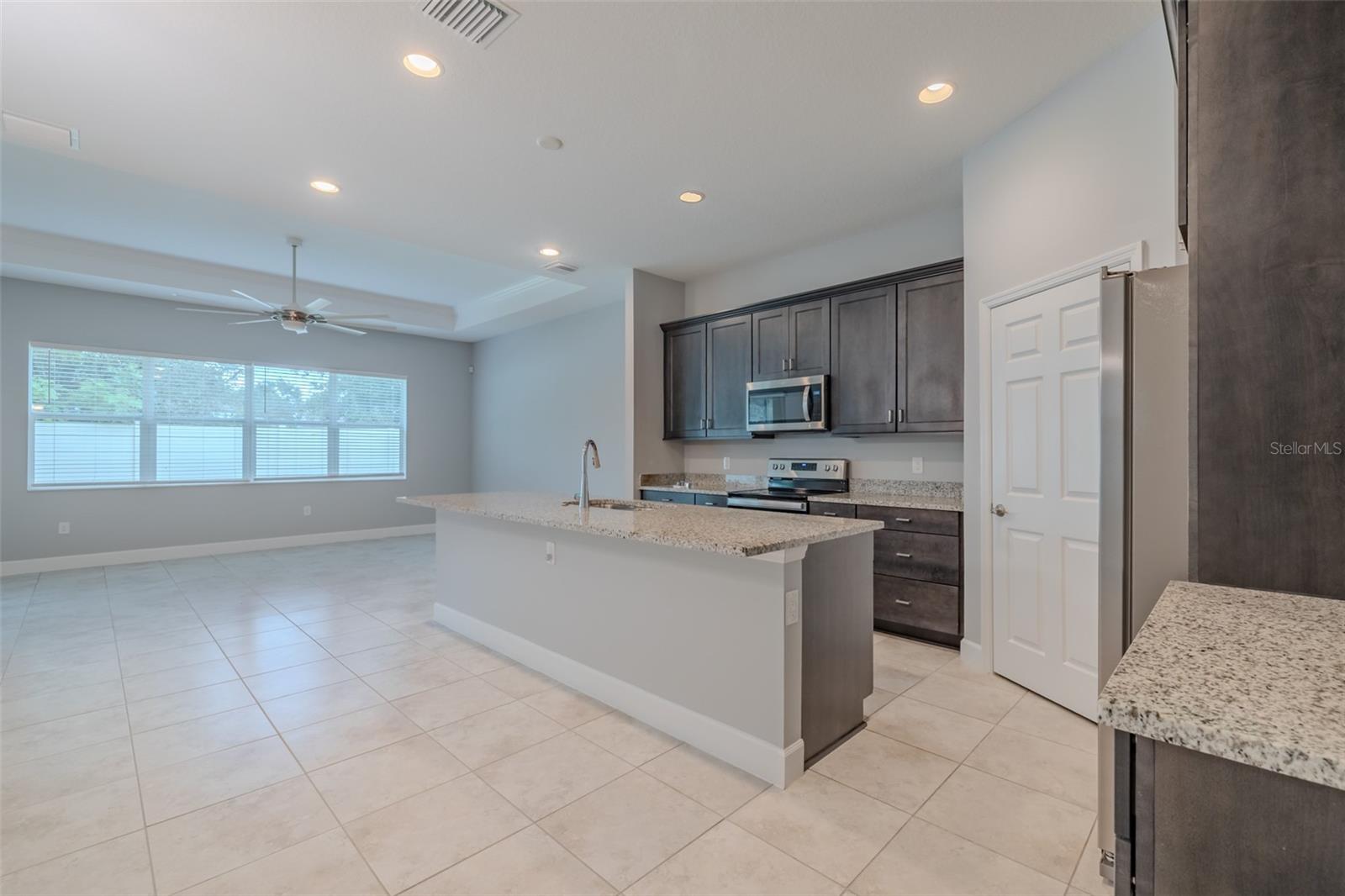 Image 10 of 50 For 5714 Stockport Street