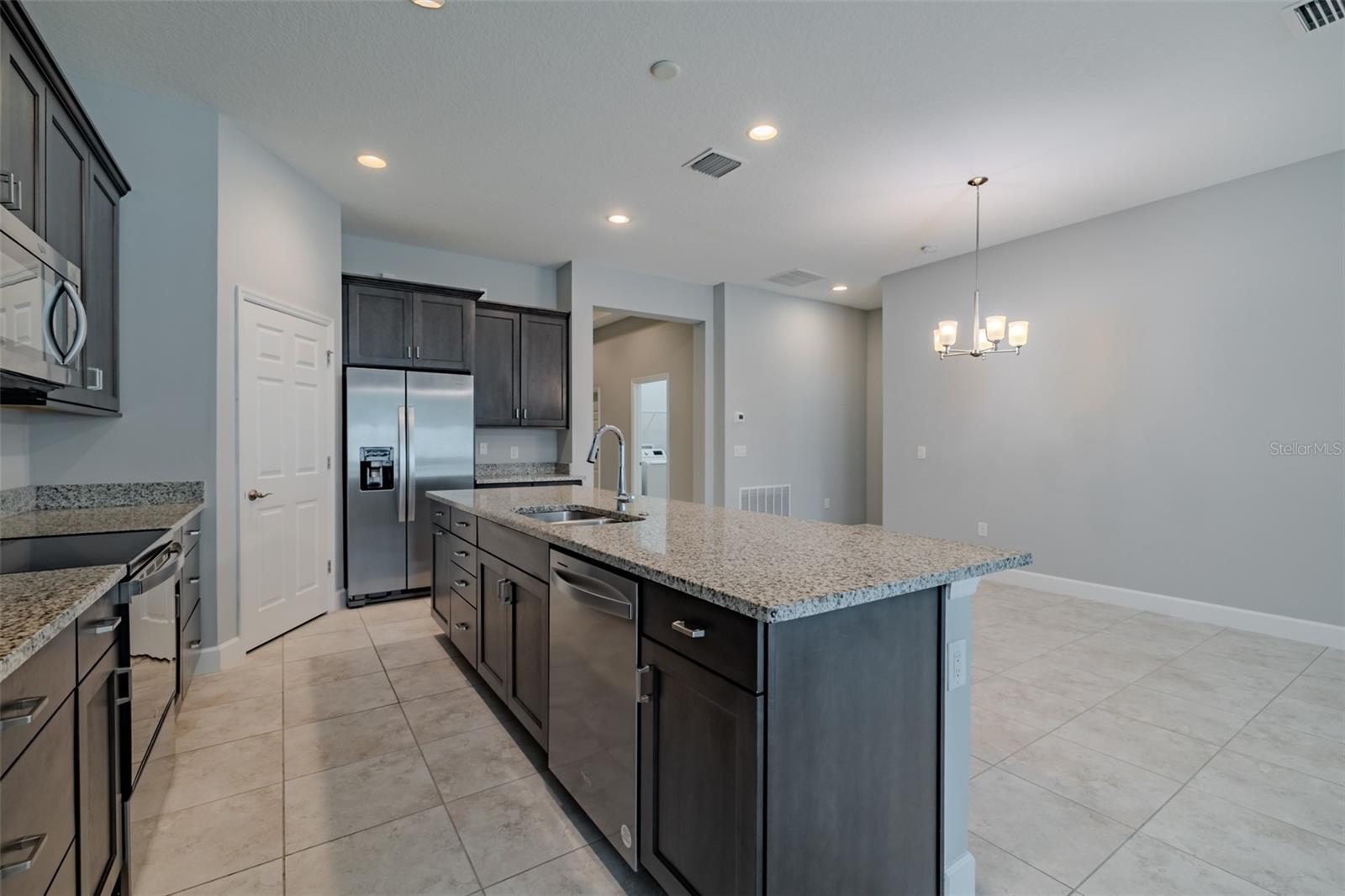 Image 11 of 50 For 5714 Stockport Street