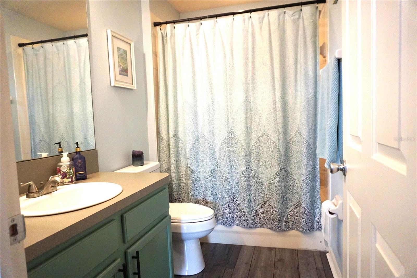 Listing photo id 17 for 23812 Plantation Palms Boulevard