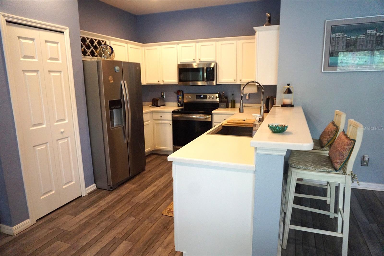 Listing photo id 5 for 23812 Plantation Palms Boulevard