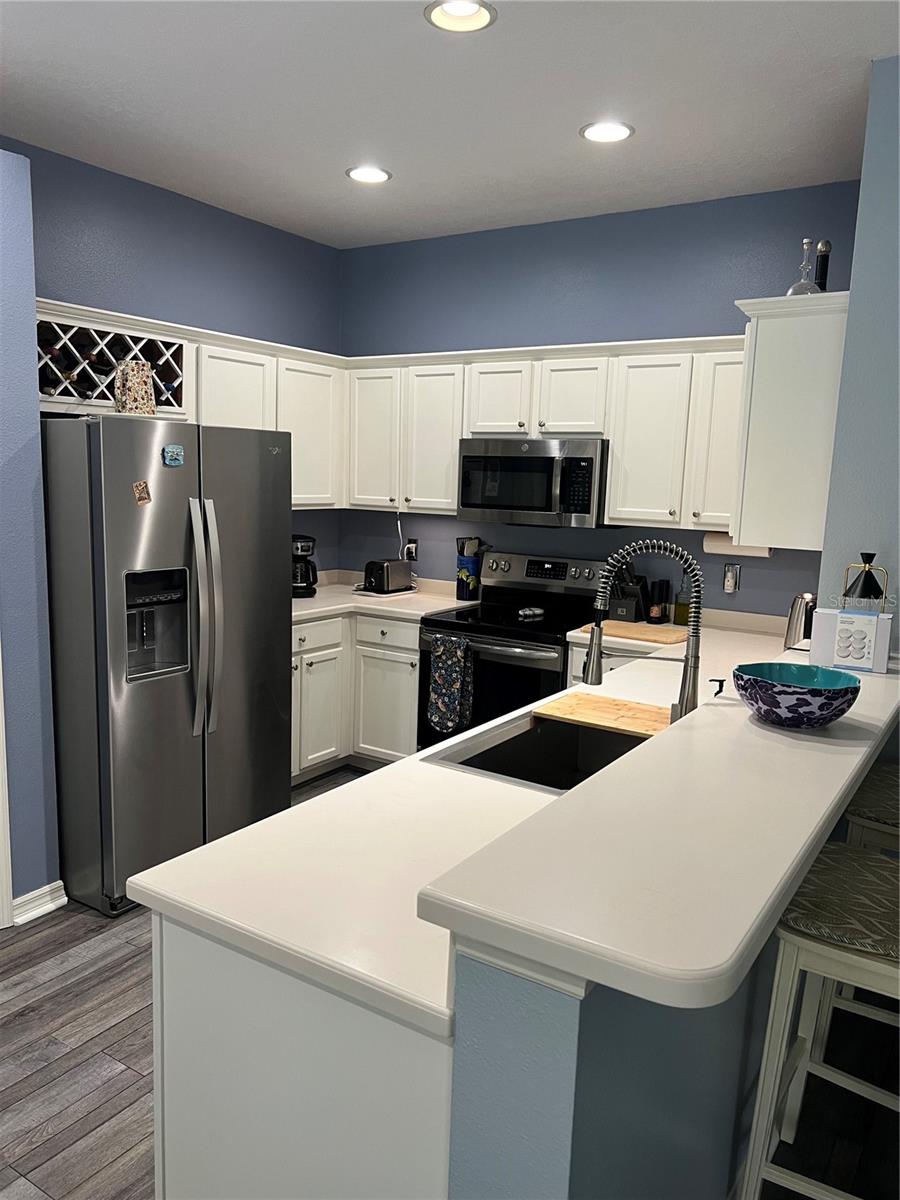 Listing photo id 6 for 23812 Plantation Palms Boulevard