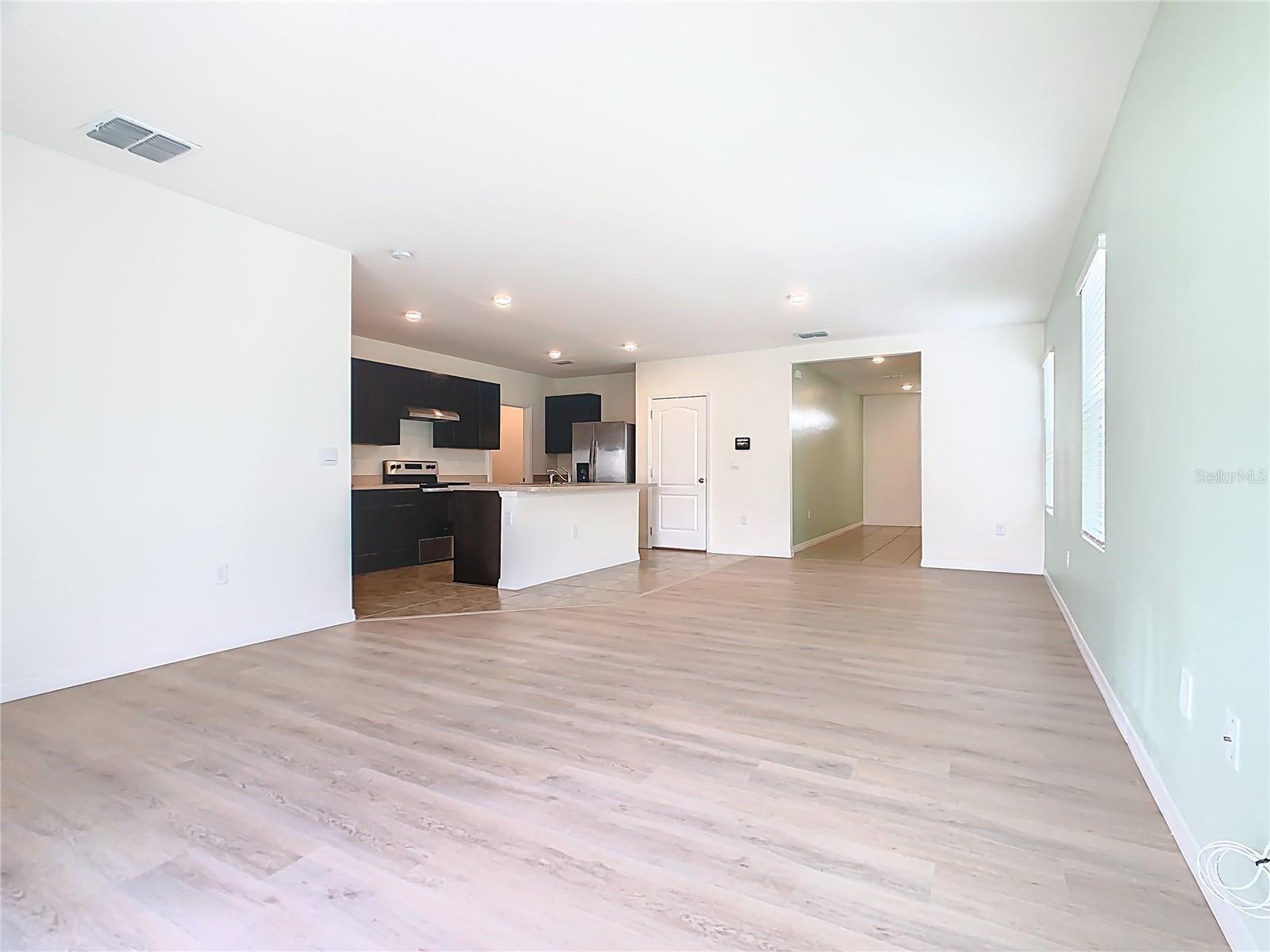 Image 20 of 45 For 1800 Post Oak Drive