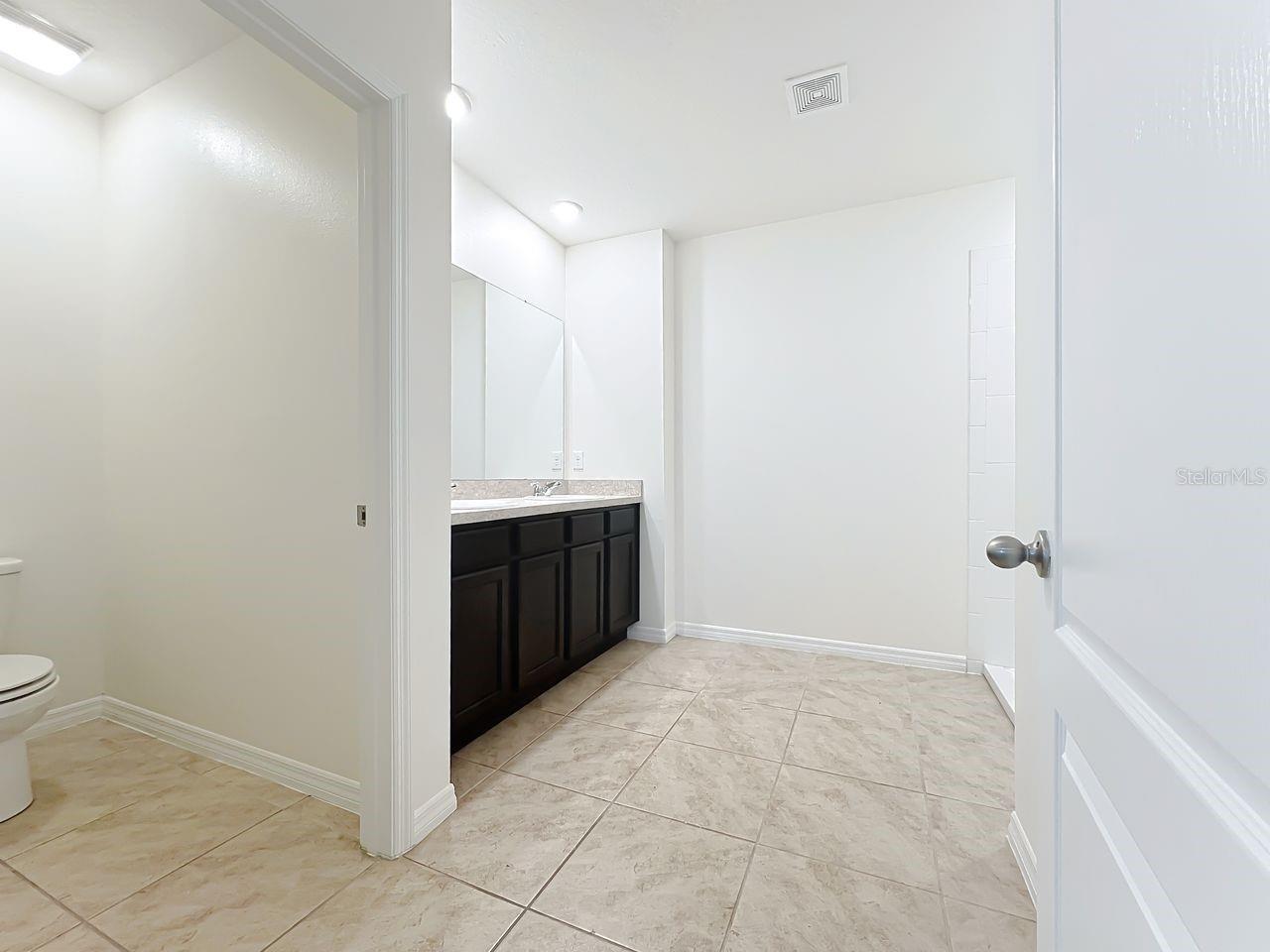 Image 27 of 45 For 1800 Post Oak Drive
