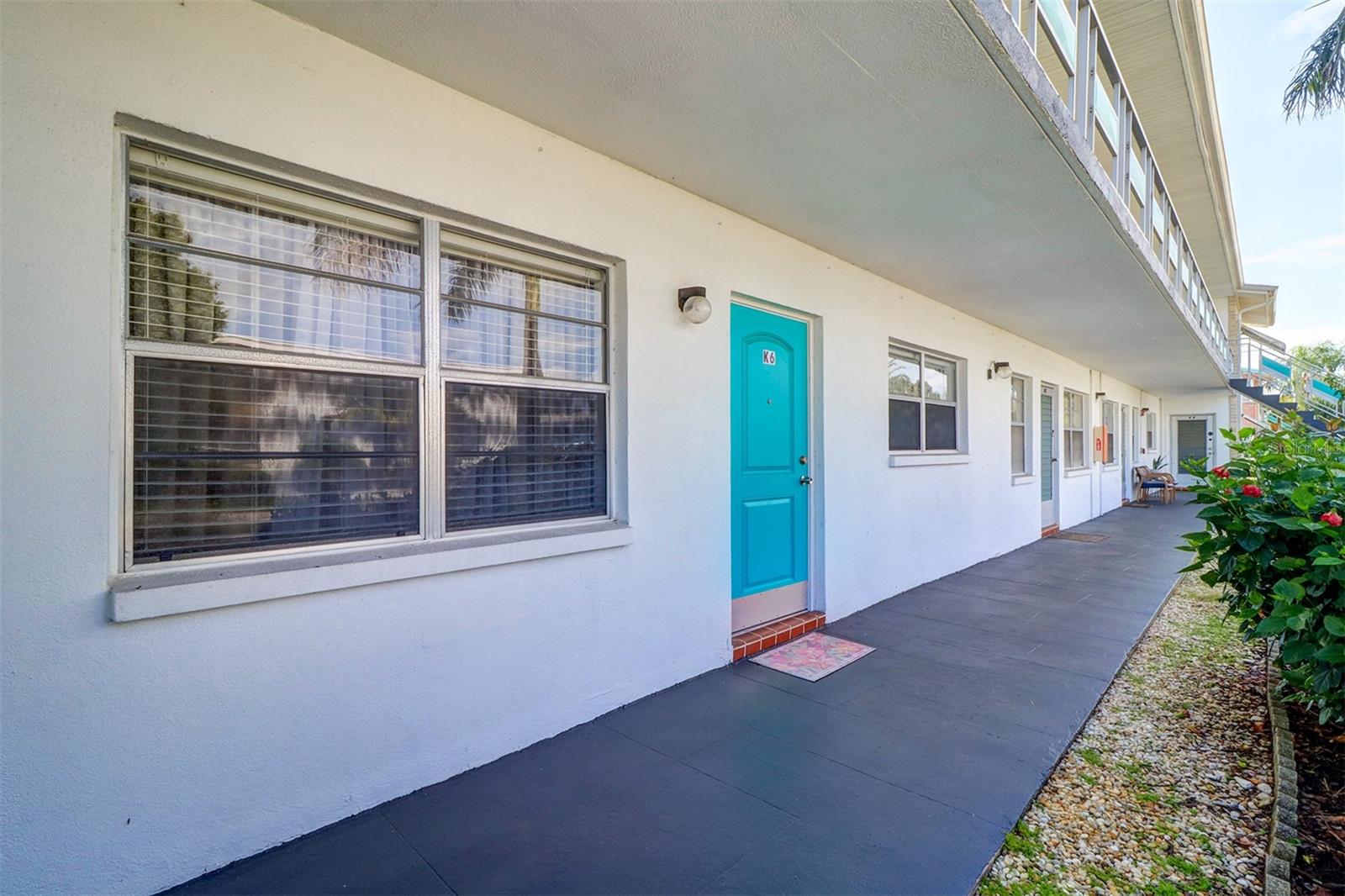 Details for 5945 21st Street N 6, ST PETERSBURG, FL 33714