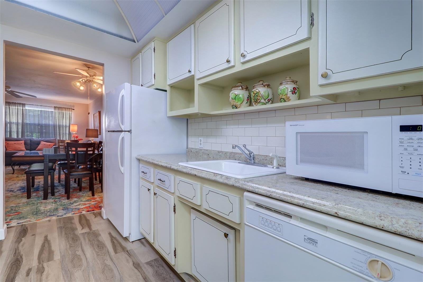 Image 10 of 24 For 5945 21st Street N 6