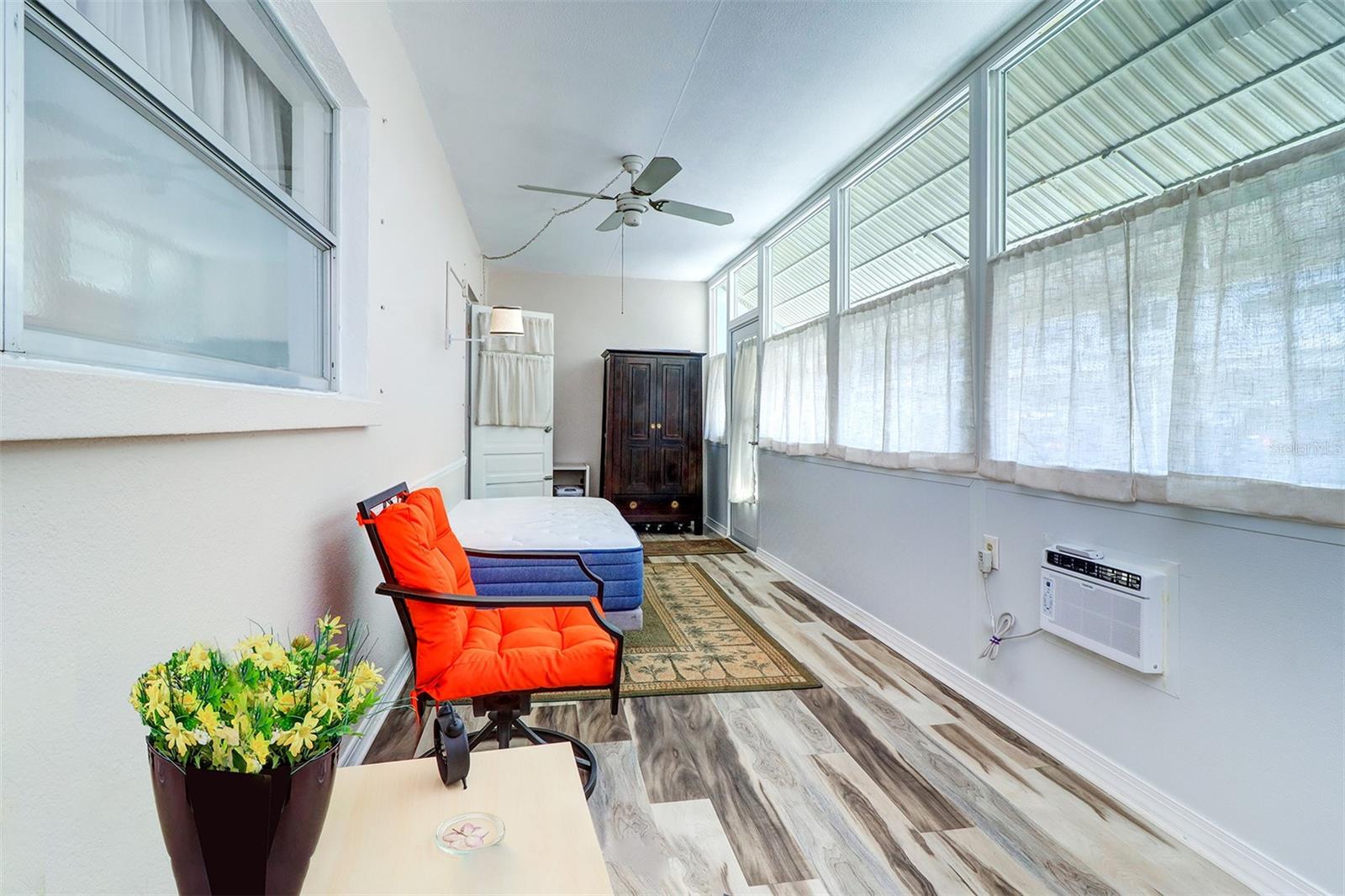 Image 13 of 24 For 5945 21st Street N 6