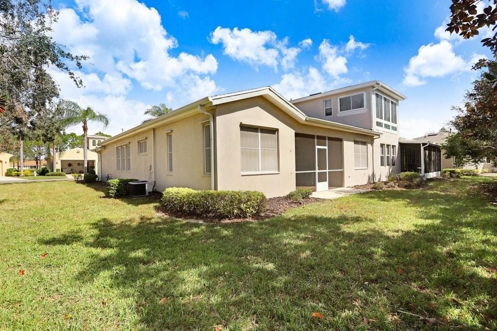 Image 32 of 49 For 2468 Kensington Greens Drive