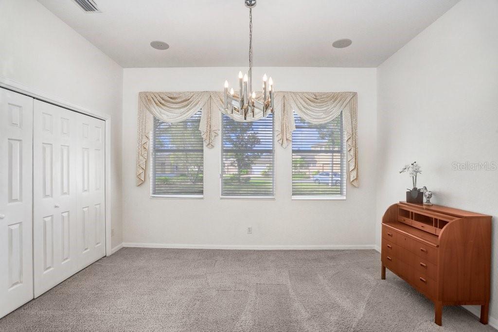 Image 7 of 49 For 2468 Kensington Greens Drive