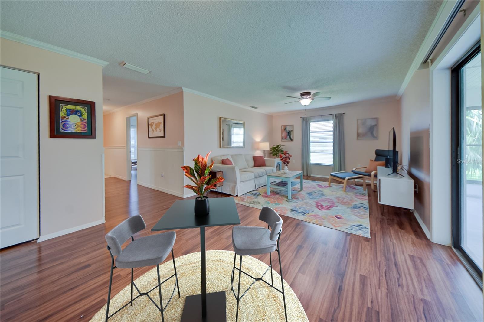 Image 10 of 30 For 3001 Vivienda Boulevard