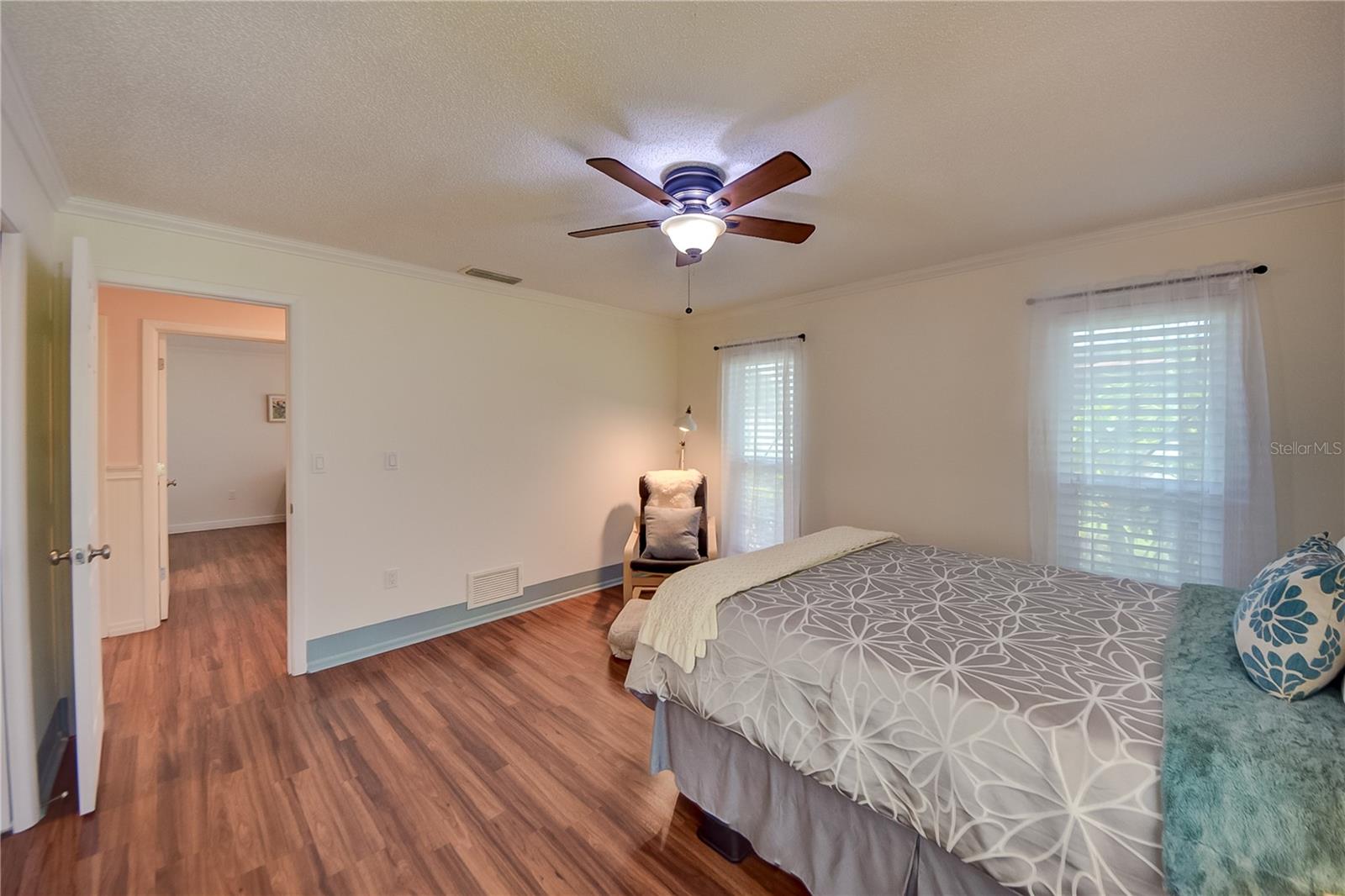 Image 17 of 30 For 3001 Vivienda Boulevard