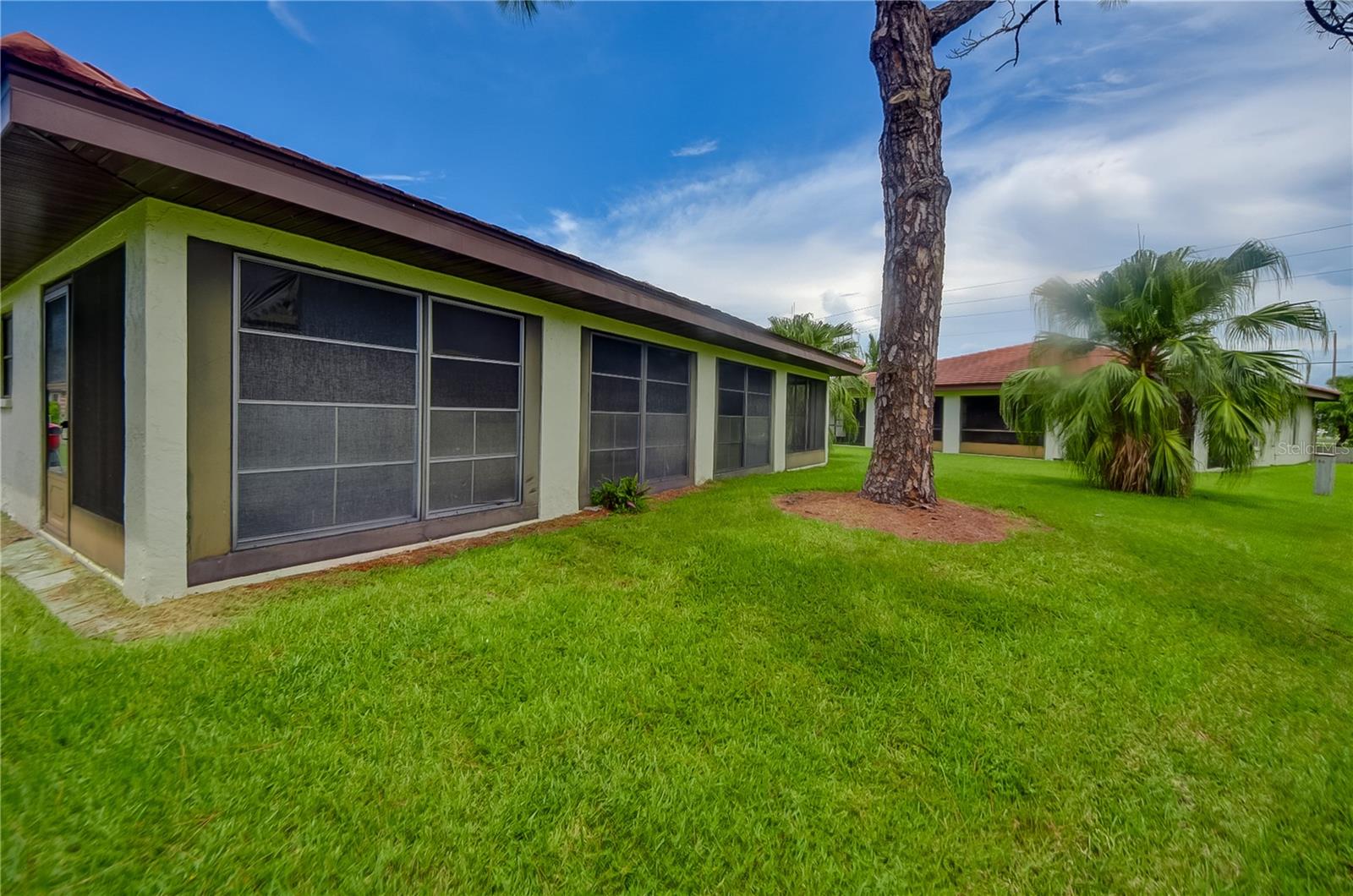 Image 25 of 30 For 3001 Vivienda Boulevard