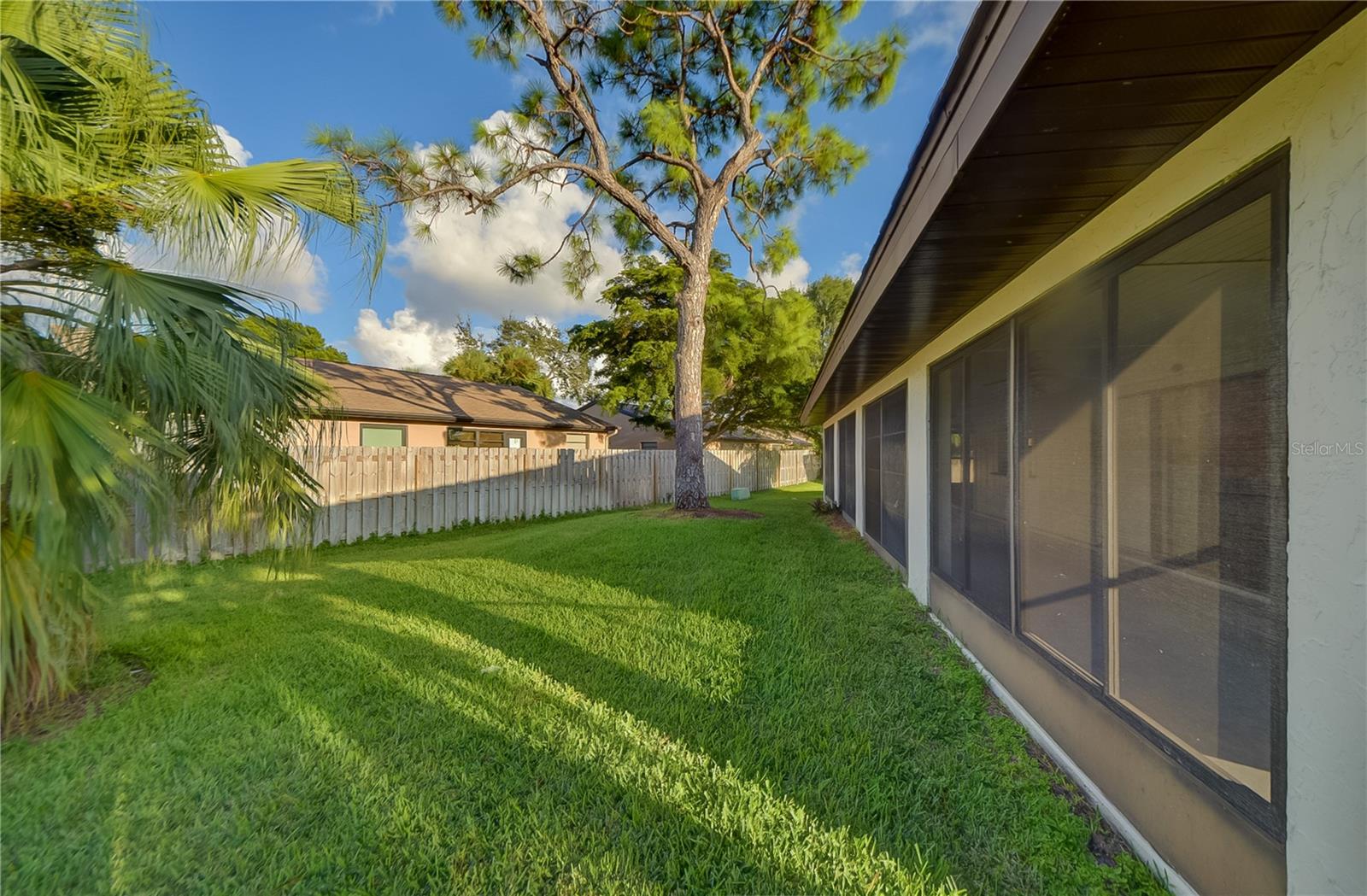 Image 27 of 30 For 3001 Vivienda Boulevard