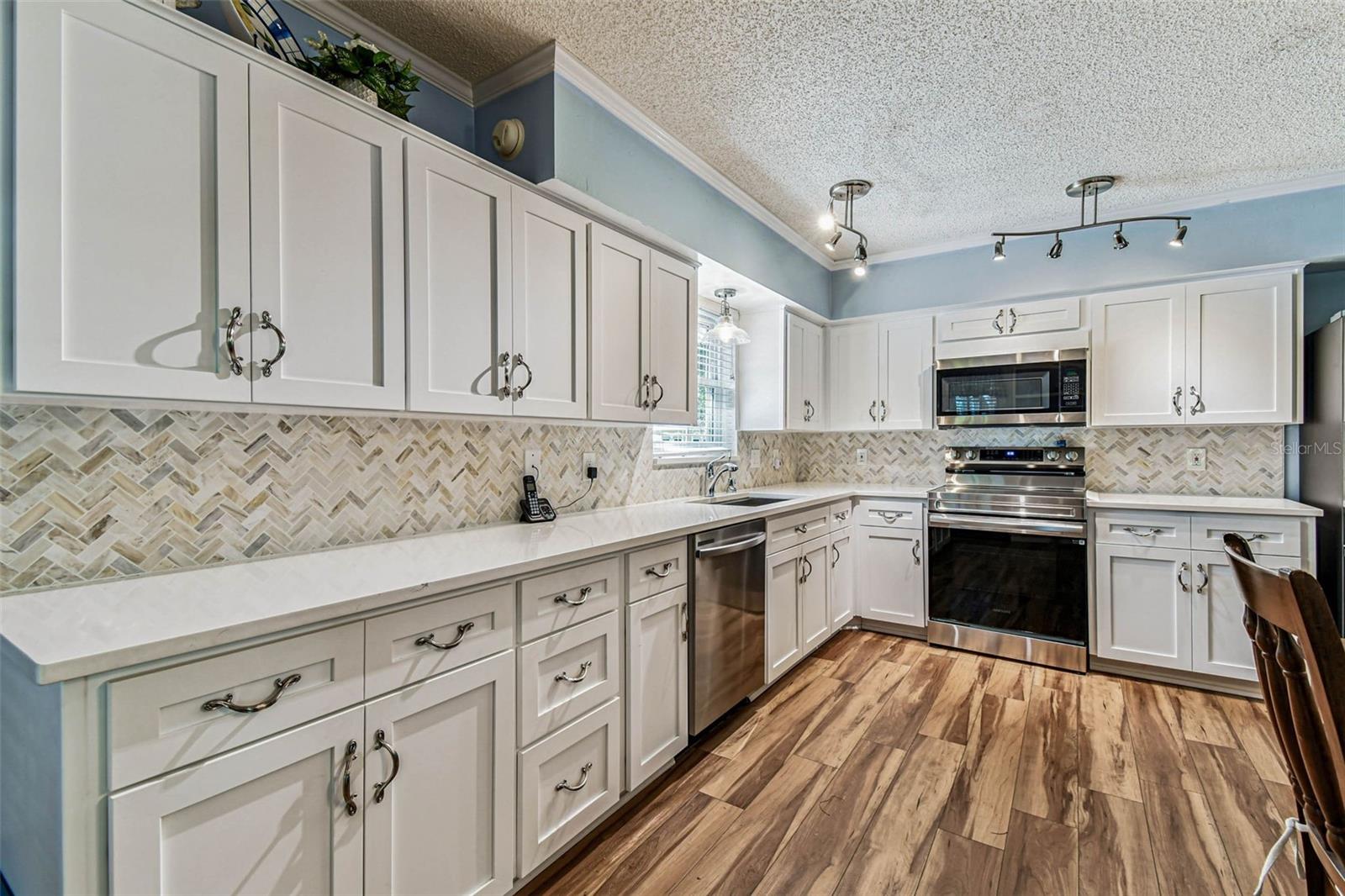 Image 12 of 53 For 2222 Norwegian Drive 18