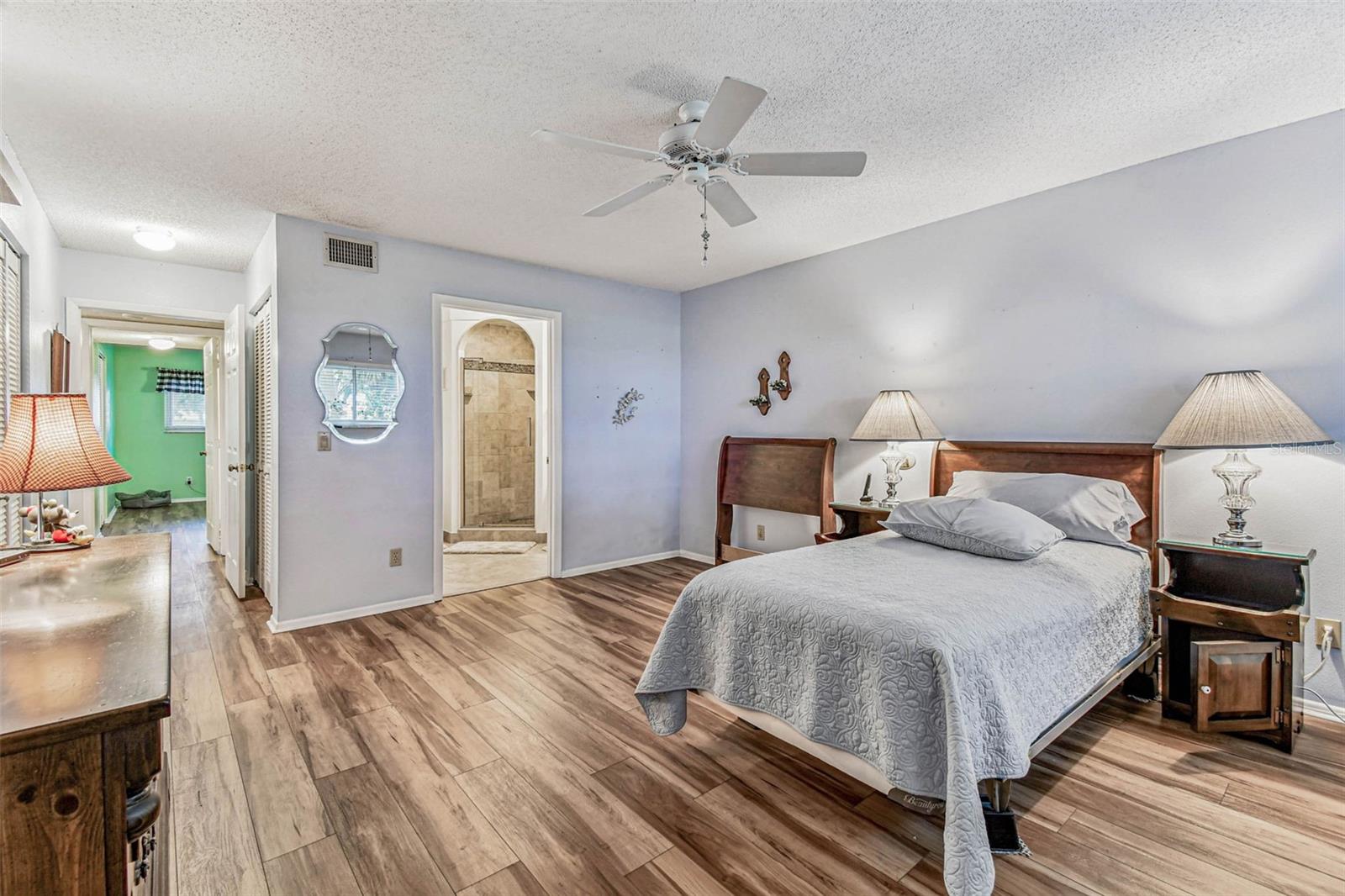 Image 21 of 53 For 2222 Norwegian Drive 18