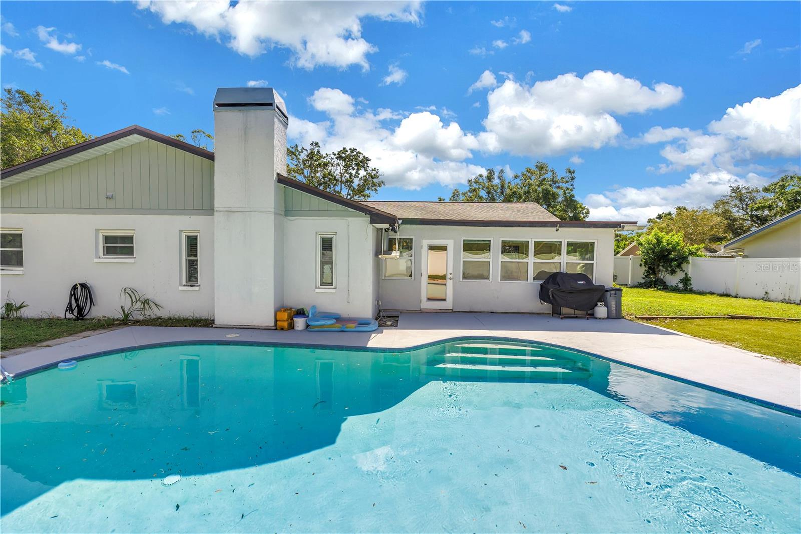 Image 43 of 48 For 10560 95th Street