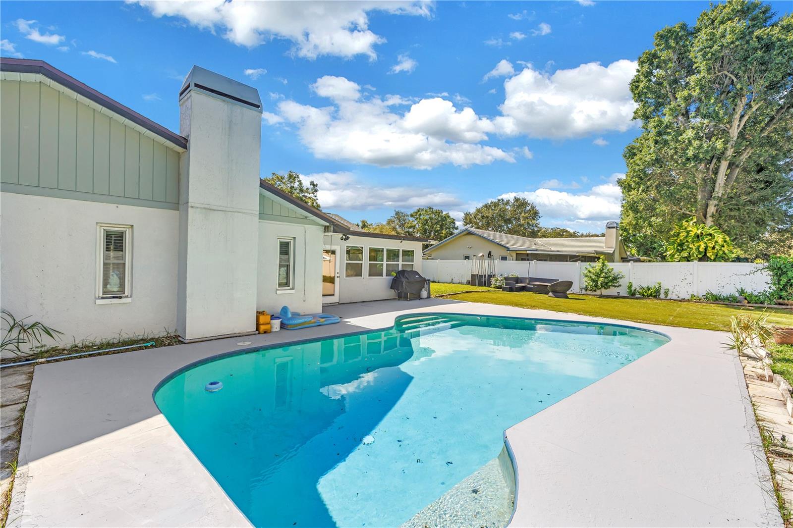 Image 45 of 48 For 10560 95th Street