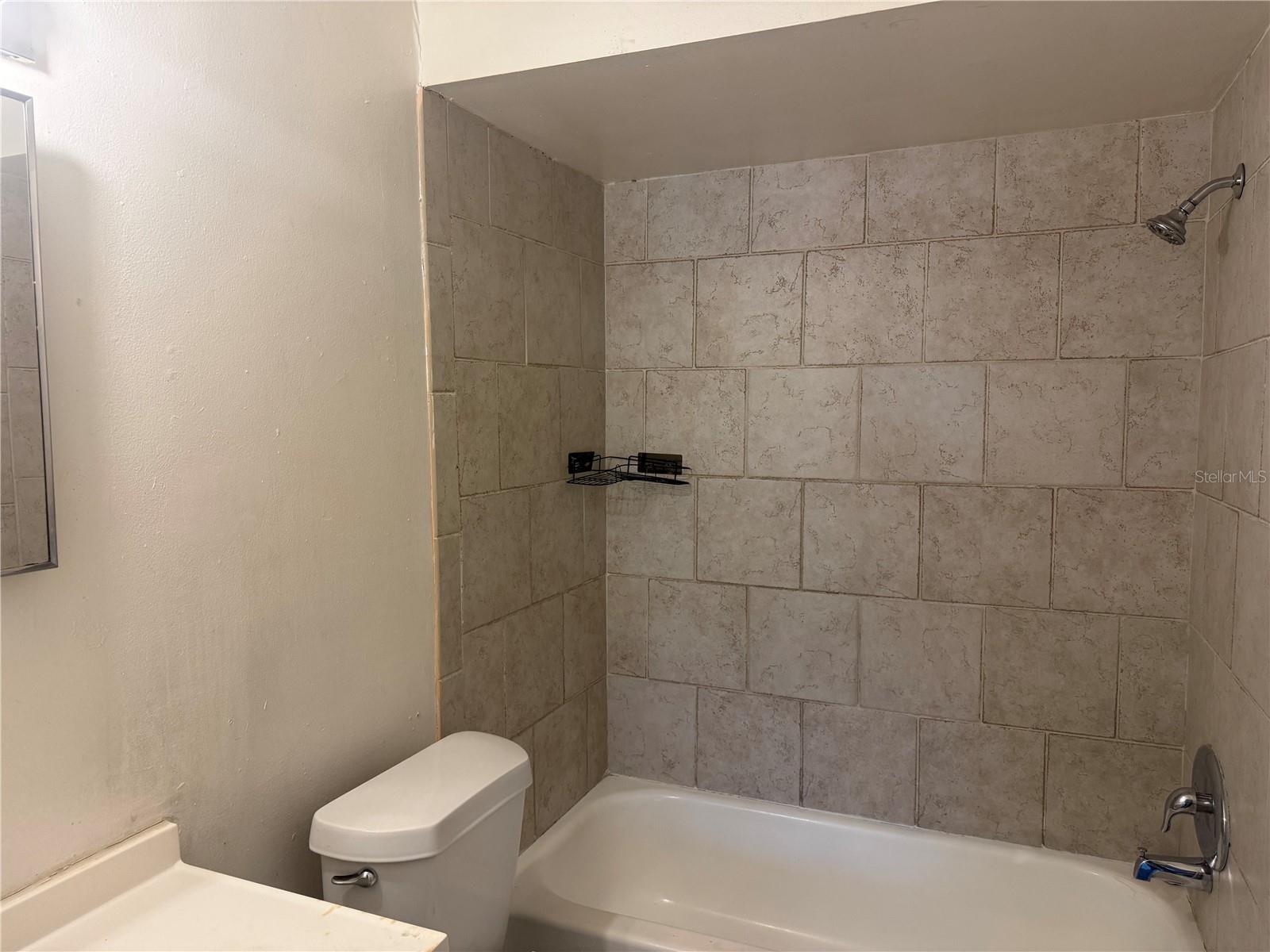 Image 7 of 10 For 7210 Manhattan Avenue 1724