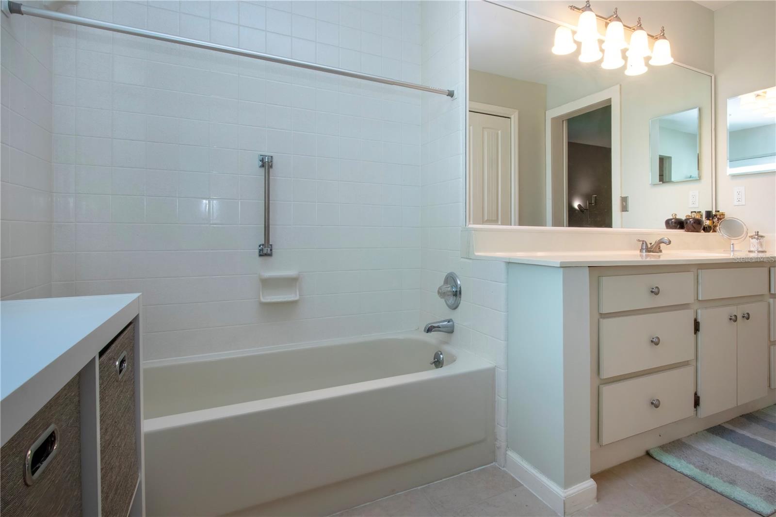 Image 36 of 77 For 1527 Fort Duquesna Drive