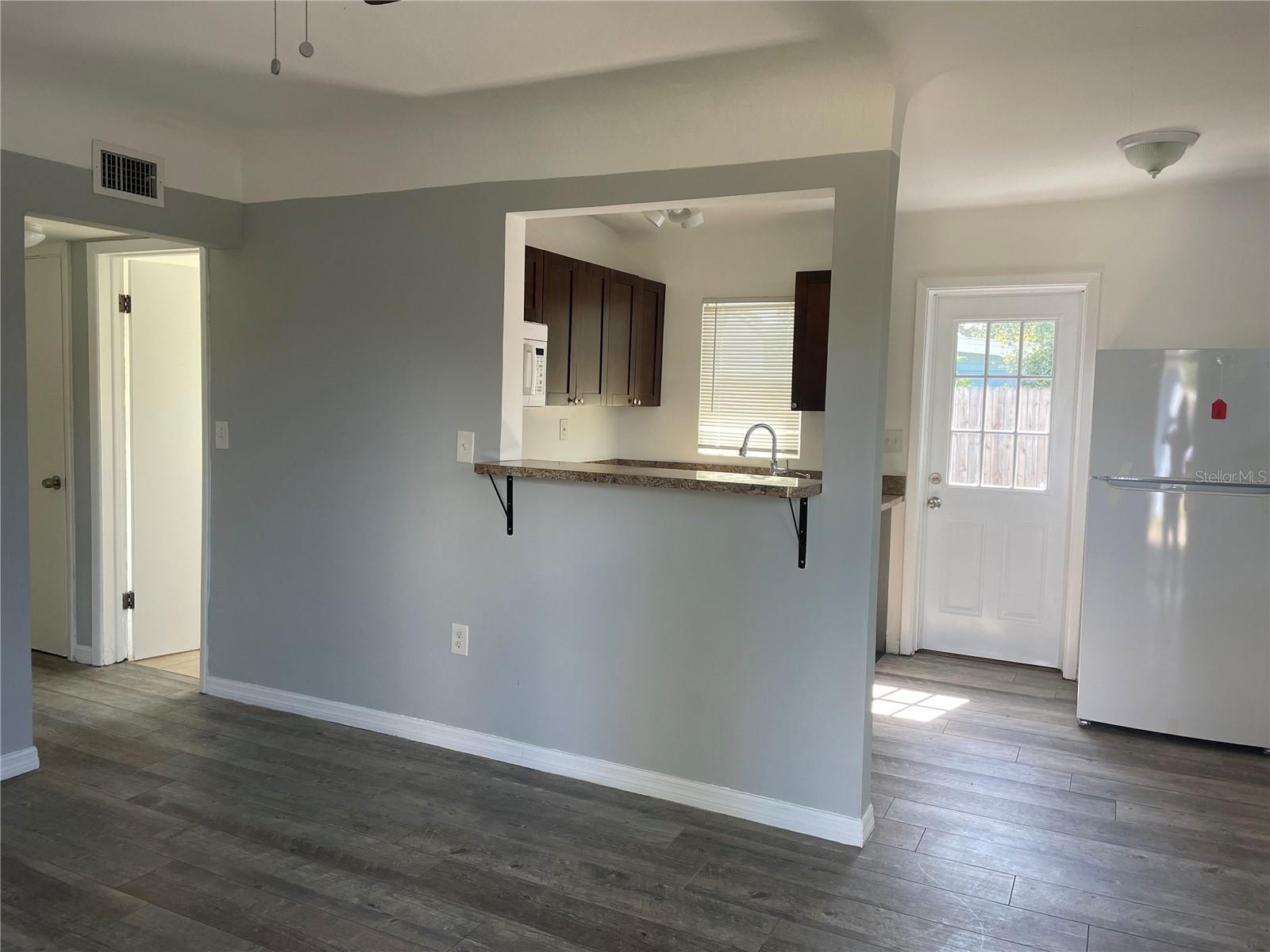 Image 11 of 11 For 321 Jupiter Avenue
