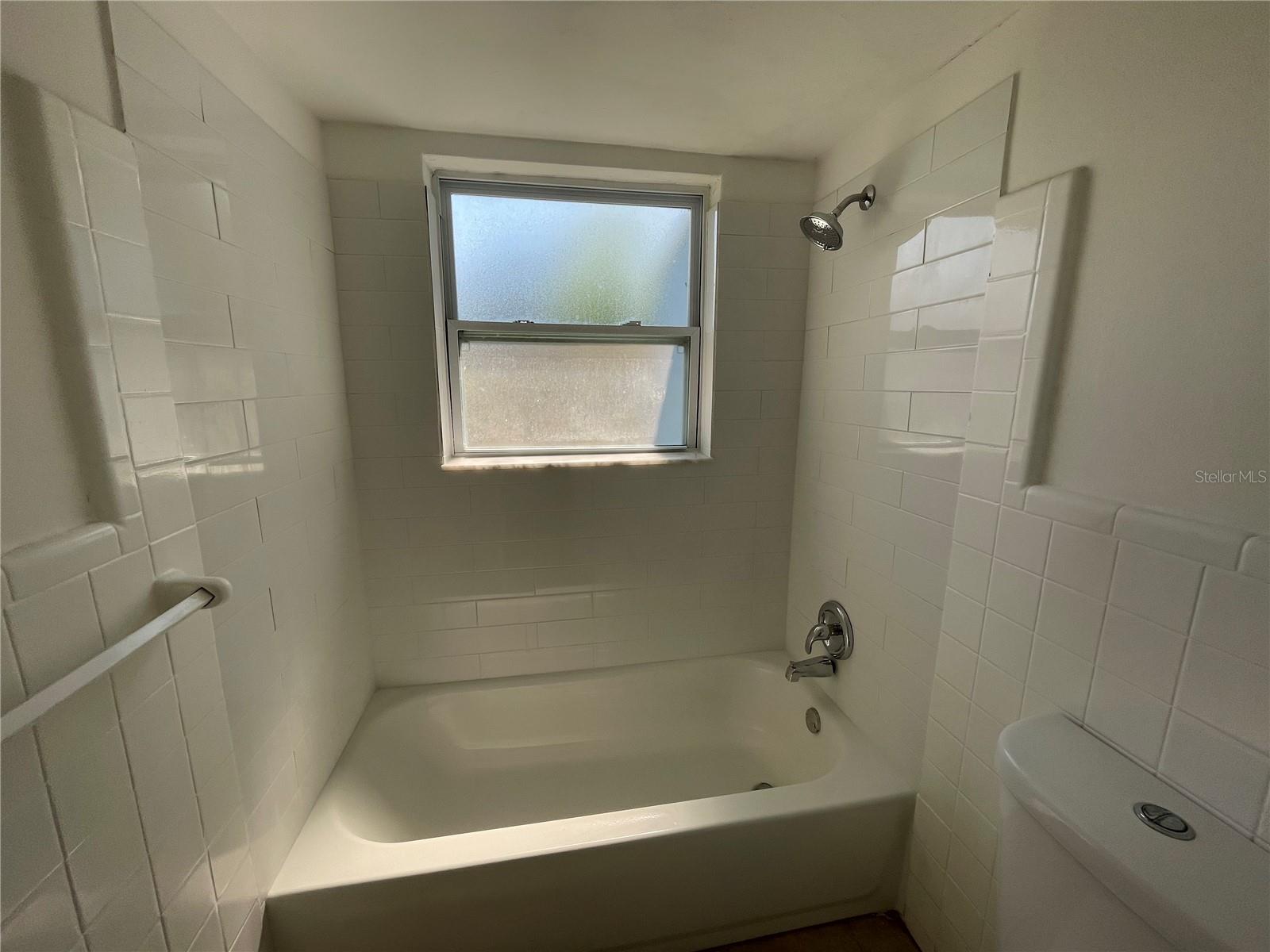Image 4 of 11 For 321 Jupiter Avenue