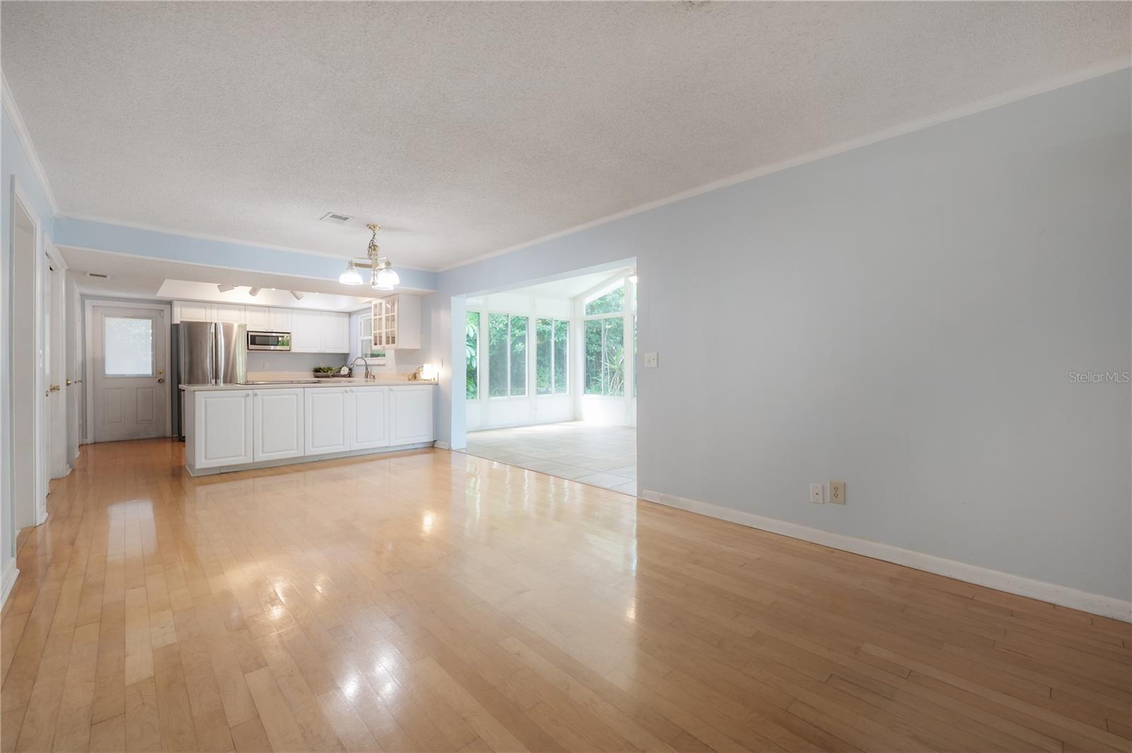 Image 12 of 63 For 13313 Golf Crest Circle