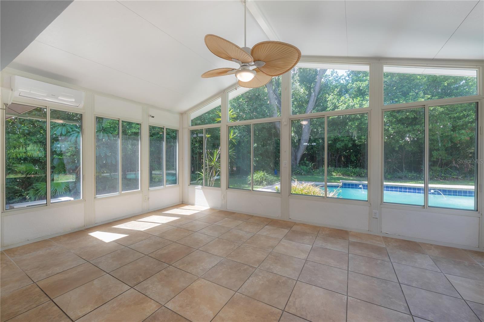 Image 19 of 63 For 13313 Golf Crest Circle