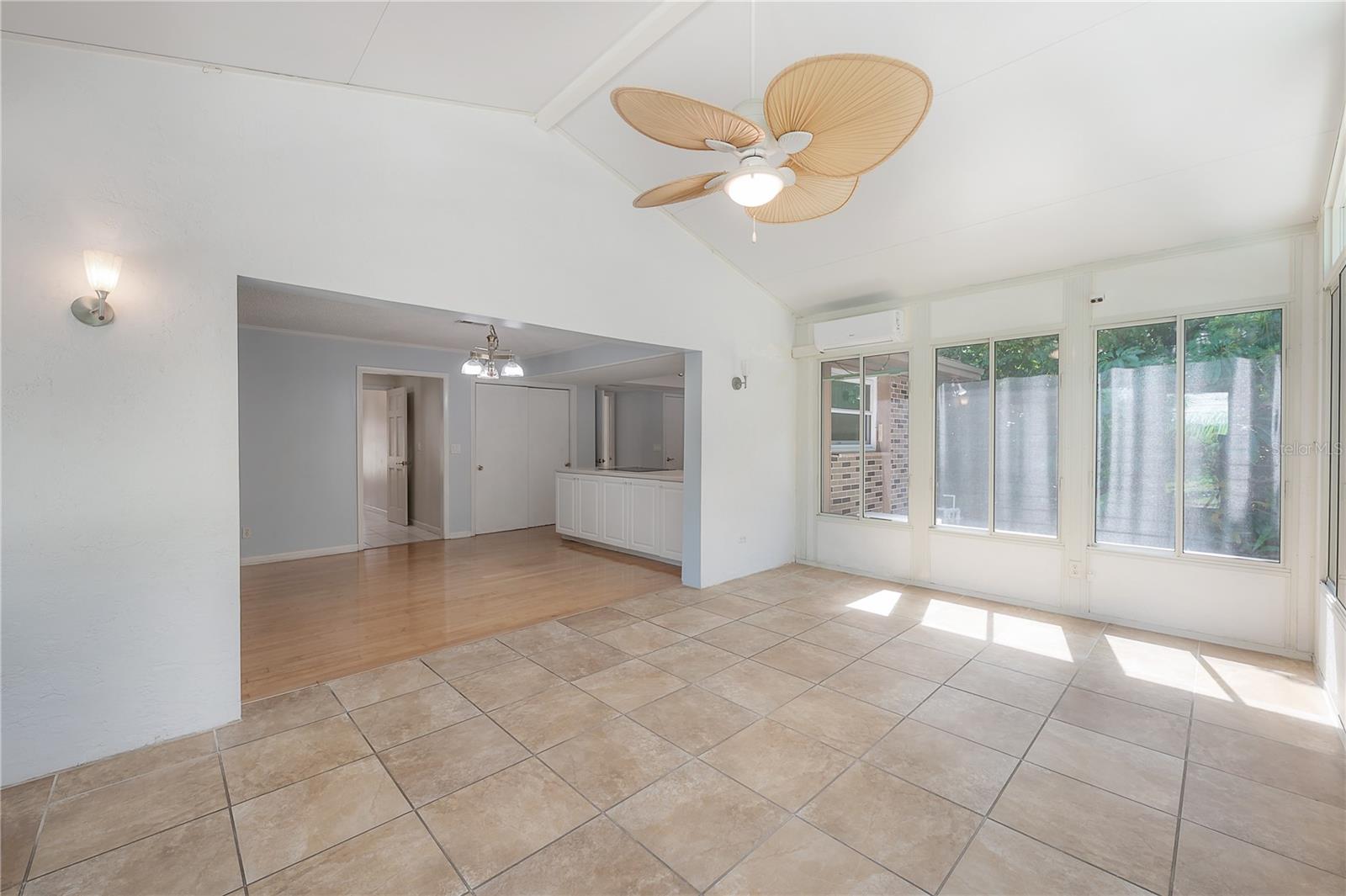 Image 20 of 63 For 13313 Golf Crest Circle